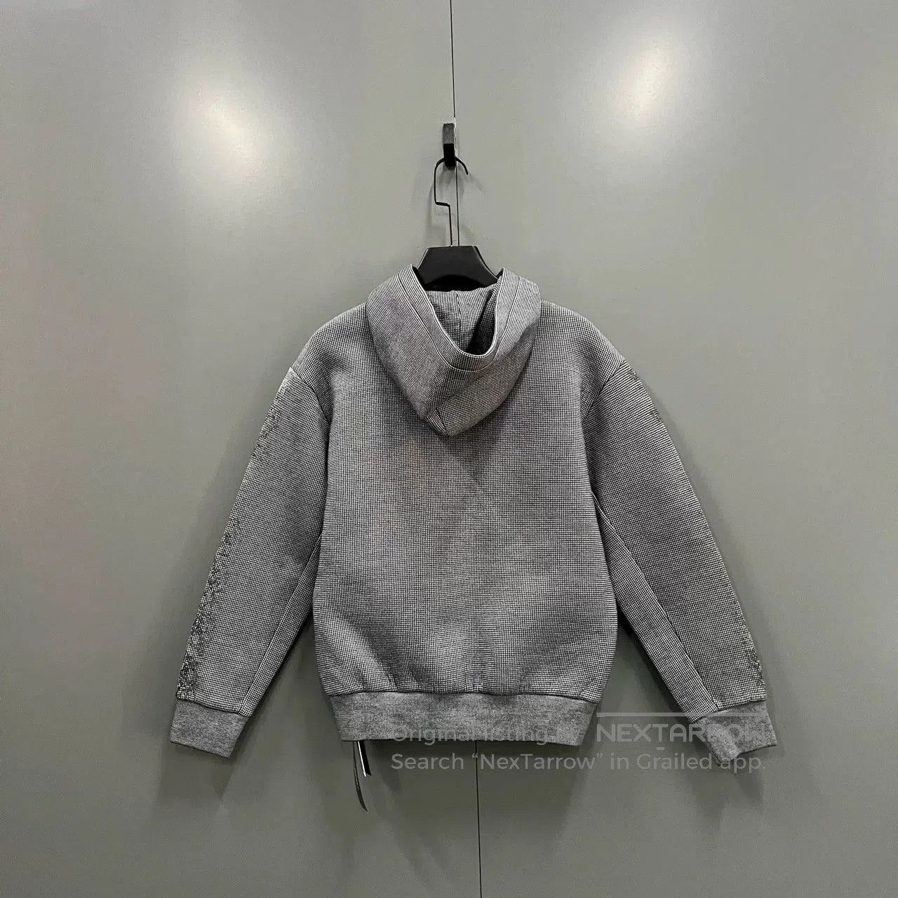 Louis Vuitton Louis Vuitton Wizard of Oz Portrait Hoodie. Size XS / US 0-2 / IT 36-38 - 3 Thumbnail