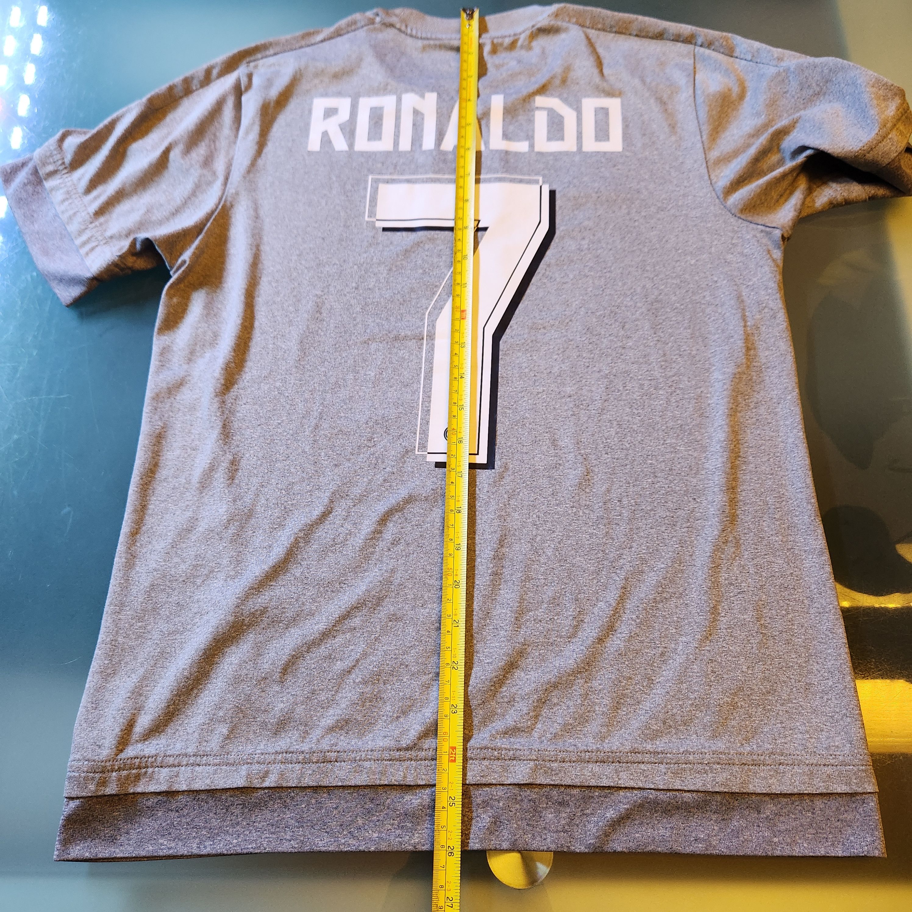 Adidas Authentic Real Madrid RONALDO CR7 2015-2016 Away Jersey Size US S / EU 44-46 / 1 - 13 Thumbnail