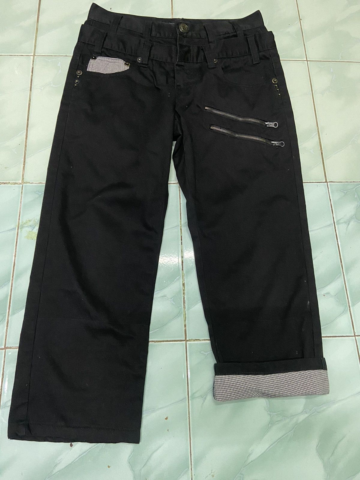 Explosion Black double waist 3 quarter pants kmrii