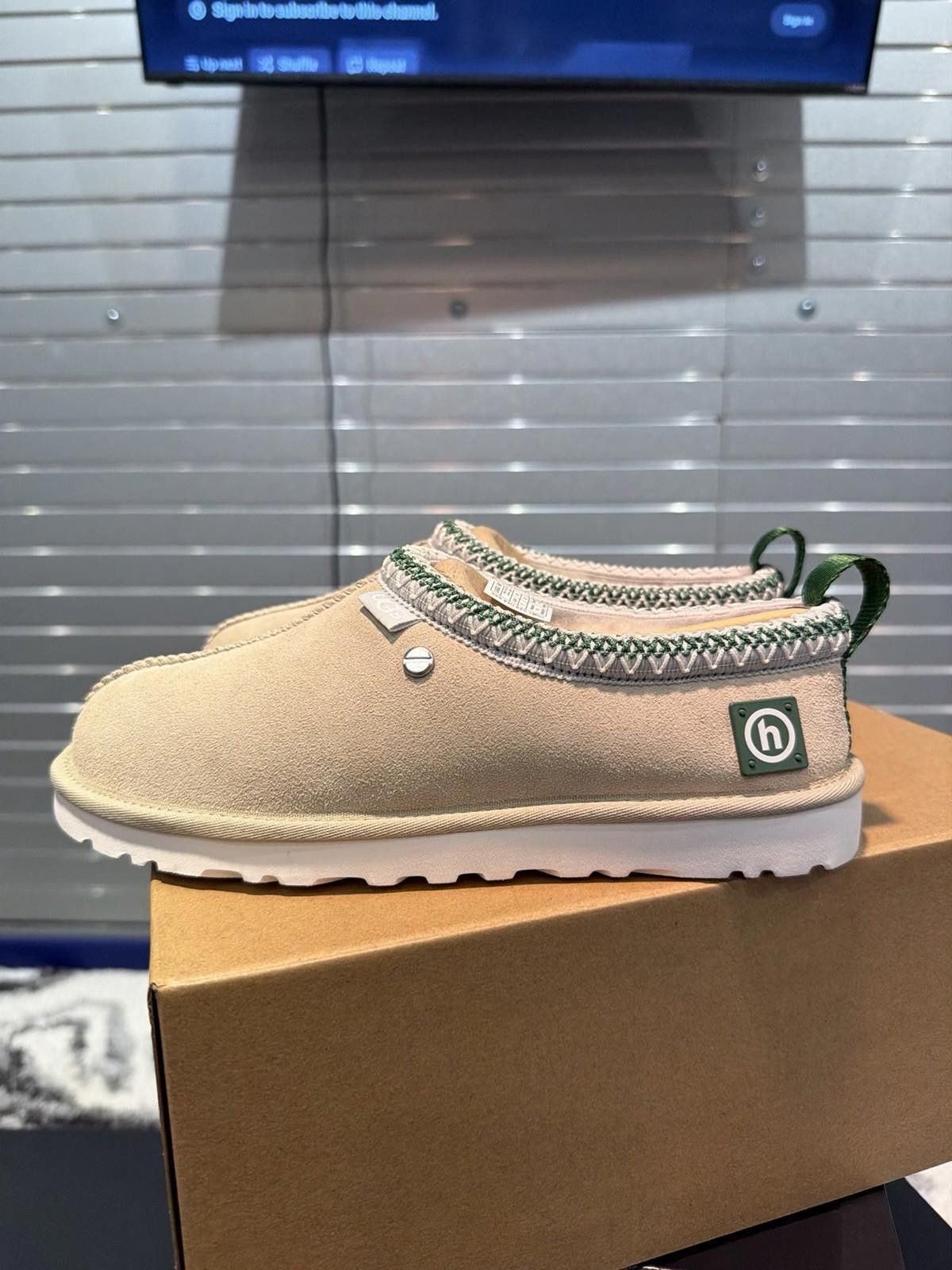 Ugg UGG x Hidden NY PPF Hardware Tasman | Men’s Size 7US| Size US 7 / EU 40 - 5 Thumbnail