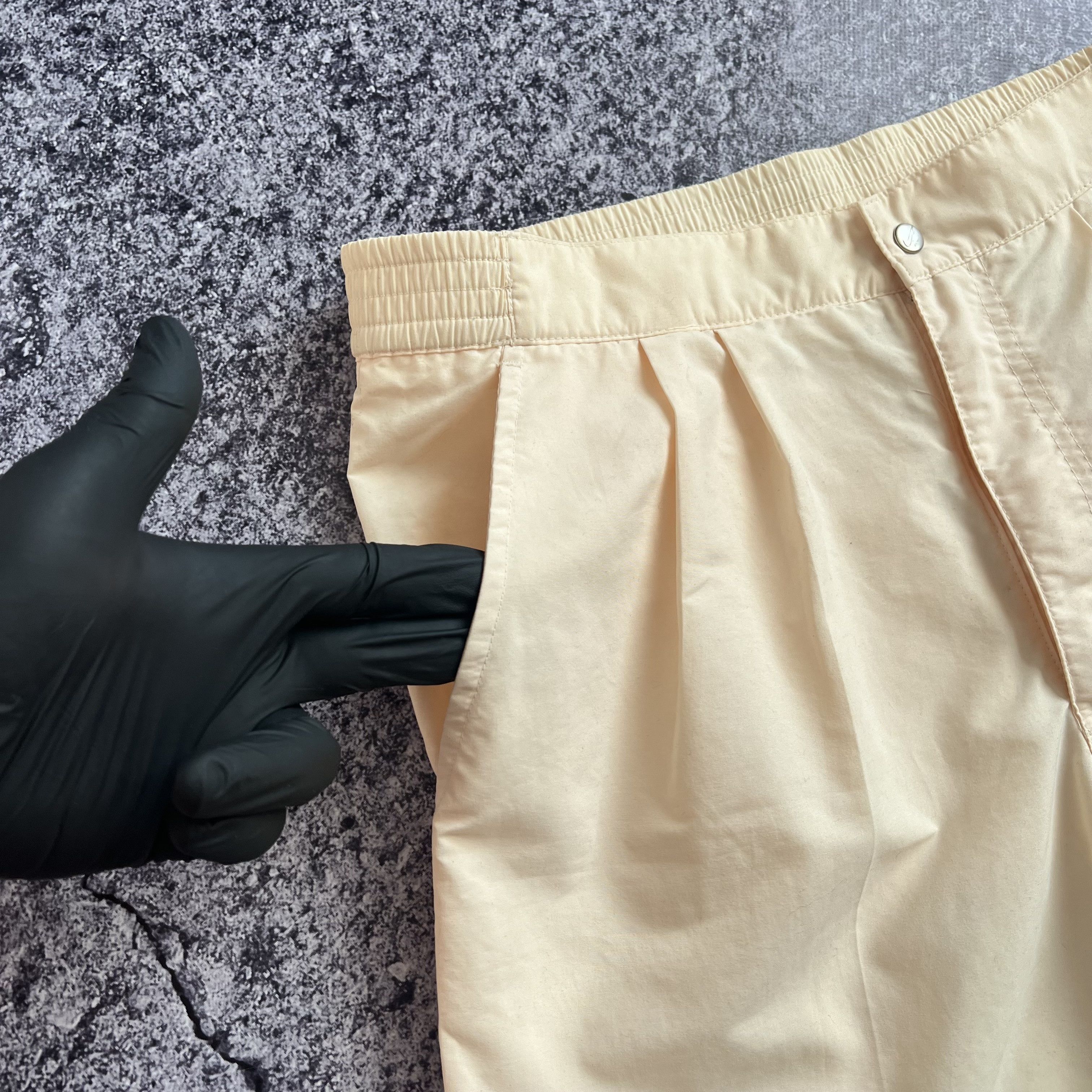 Nike Vintage Nike Shorts Size S Size US 31 - 5 Thumbnail