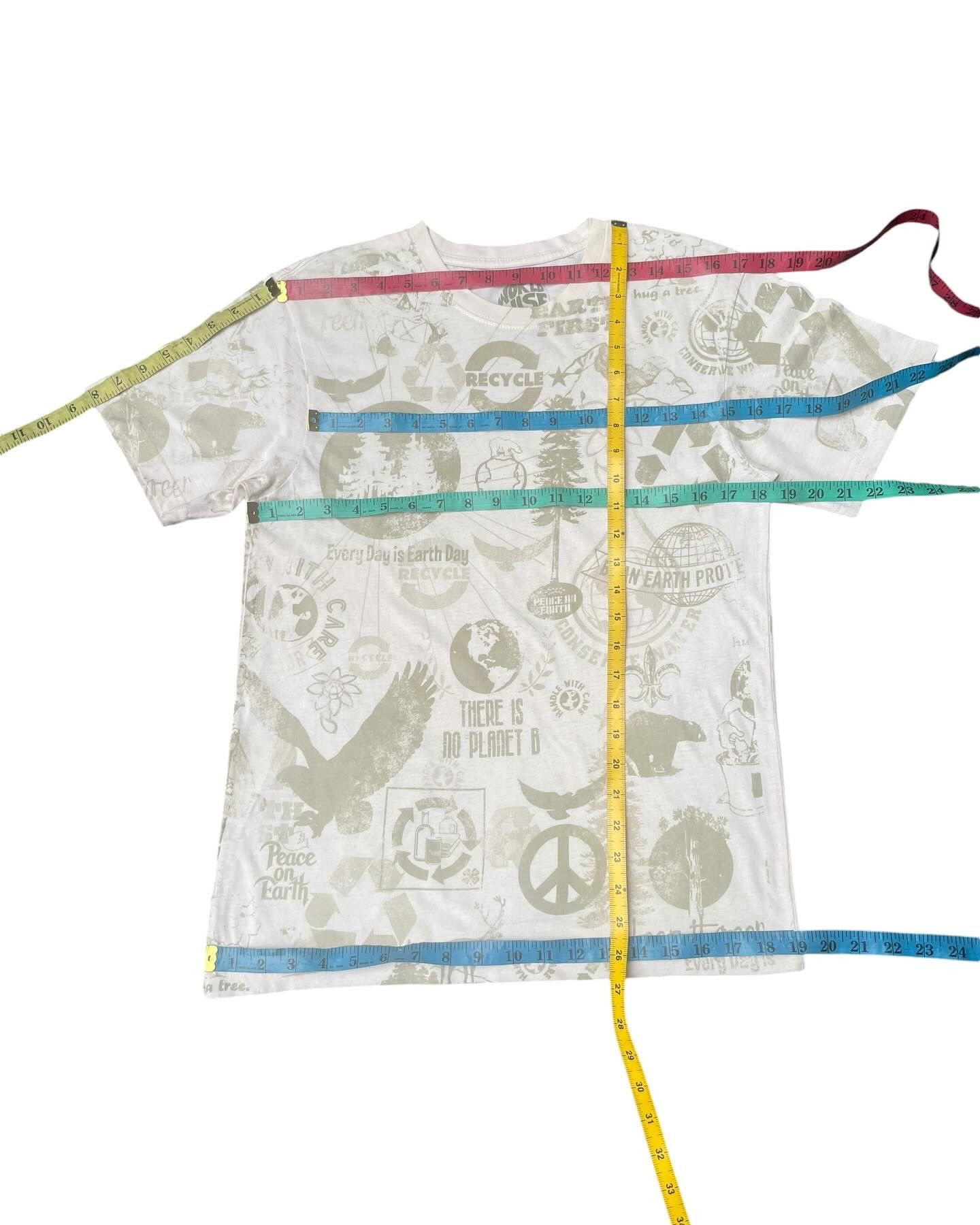 Designer AOP World Wise Save The Planet Tshirt Size US S / EU 44-46 / 1 - 7 Thumbnail