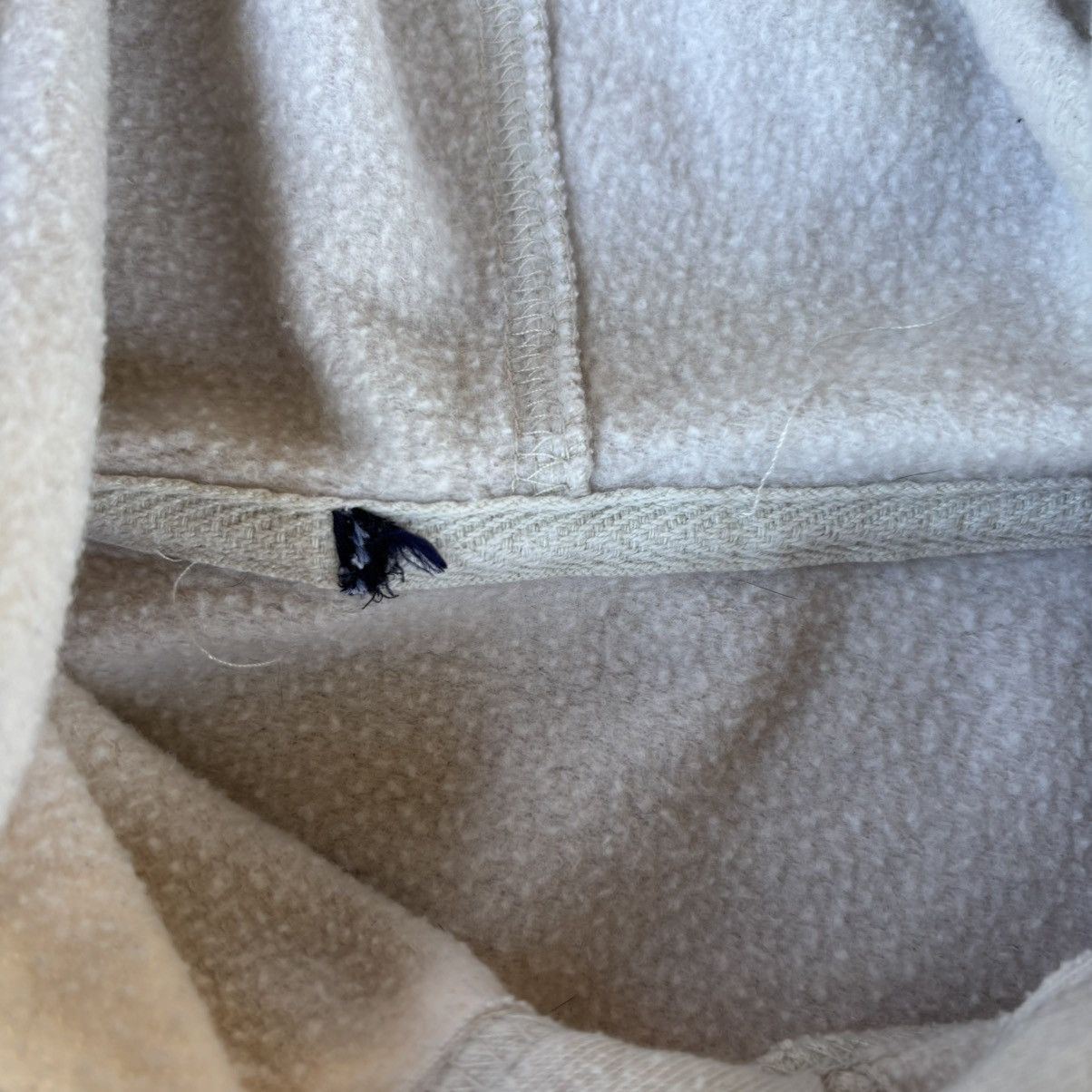 Gap Gap Logo Hoodie Cream Color🧁🍦 Size US XL / EU 56 / 4 - 6 Thumbnail
