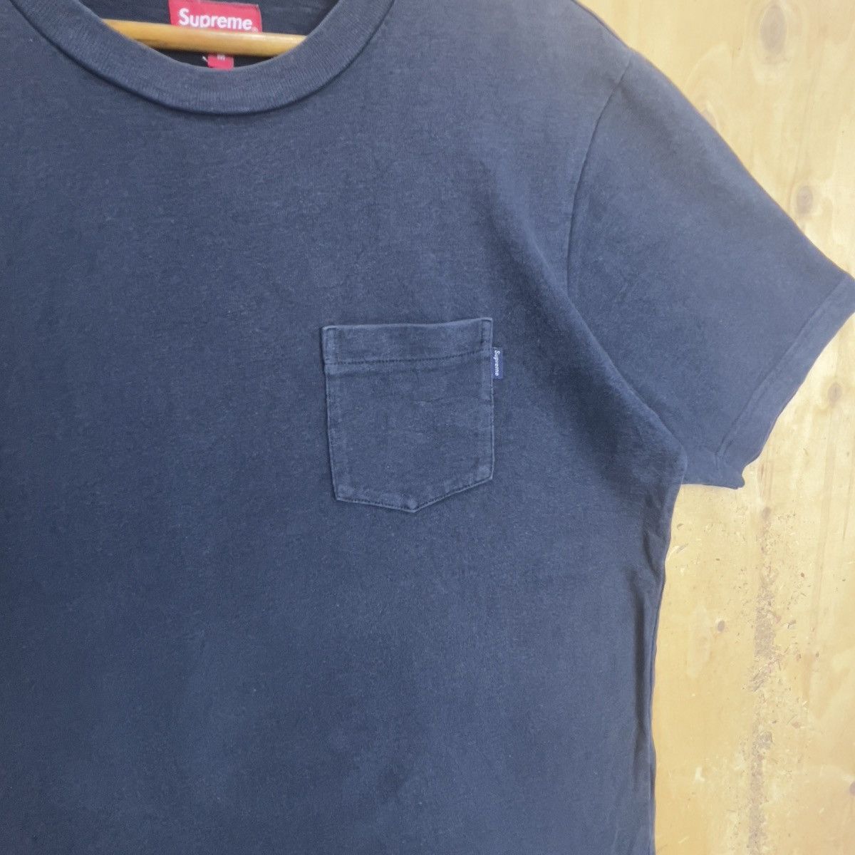 Supreme Supreme Pocket Size US M / EU 48-50 / 2 - 5 Thumbnail