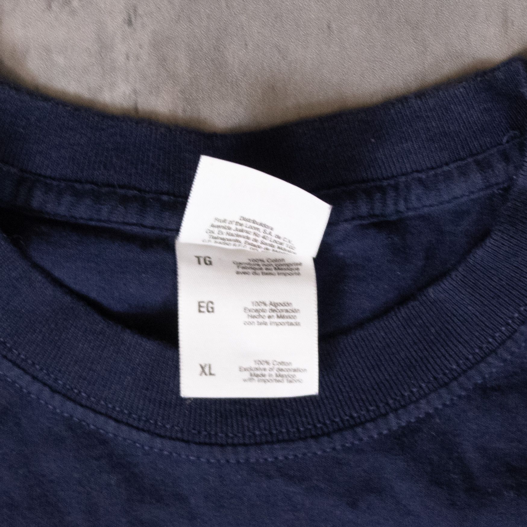 Fruit Of The Loom × Vintage Y2K 2000's Dads Against Daughters Dating Navy T-Shirt Size US M / EU 48-50 / 2 - 7 Thumbnail