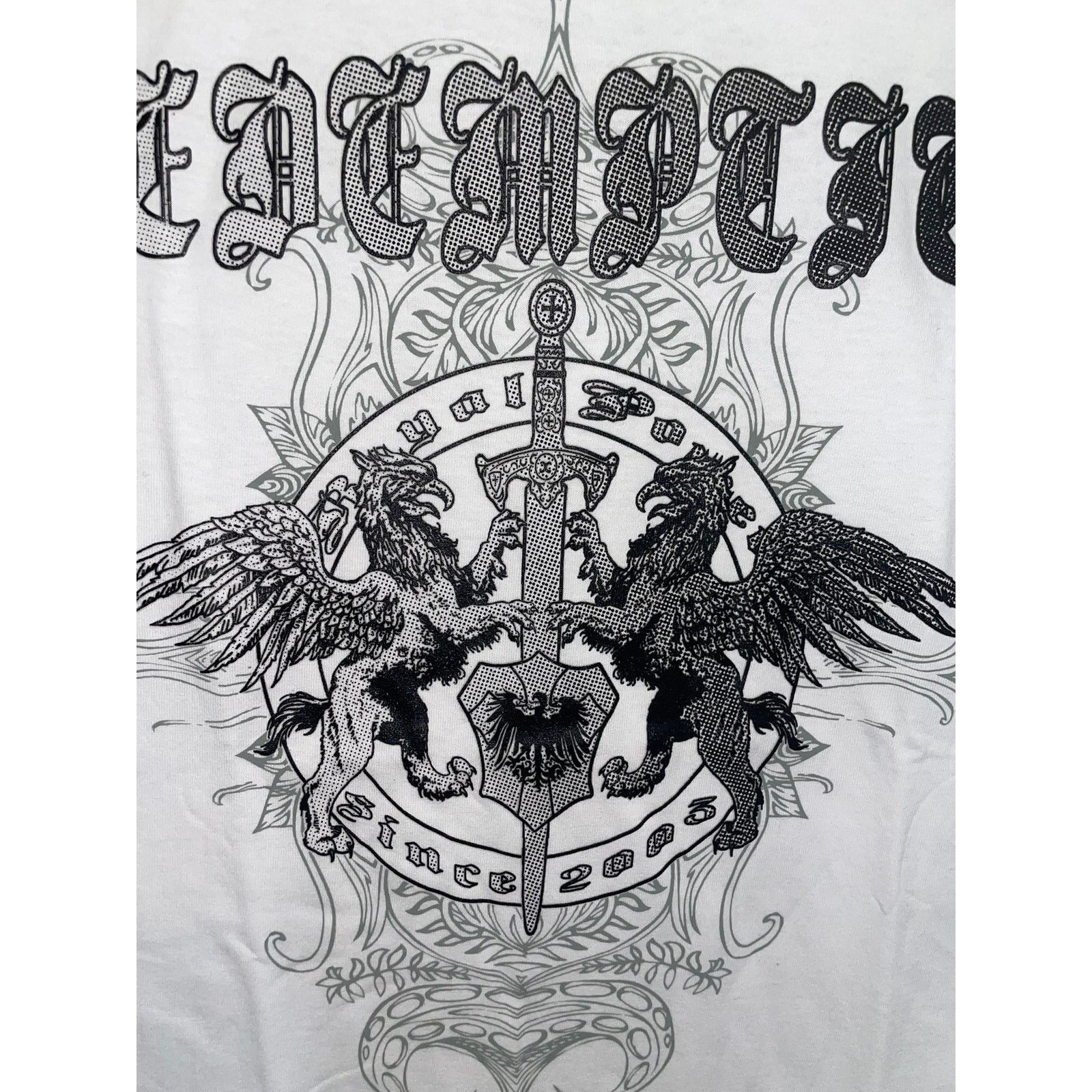 The Mountain Vintage Redemption Shirt Sword Griffin White Graphic Y2K XL Size US XL / EU 56 / 4 - 2 Thumbnail