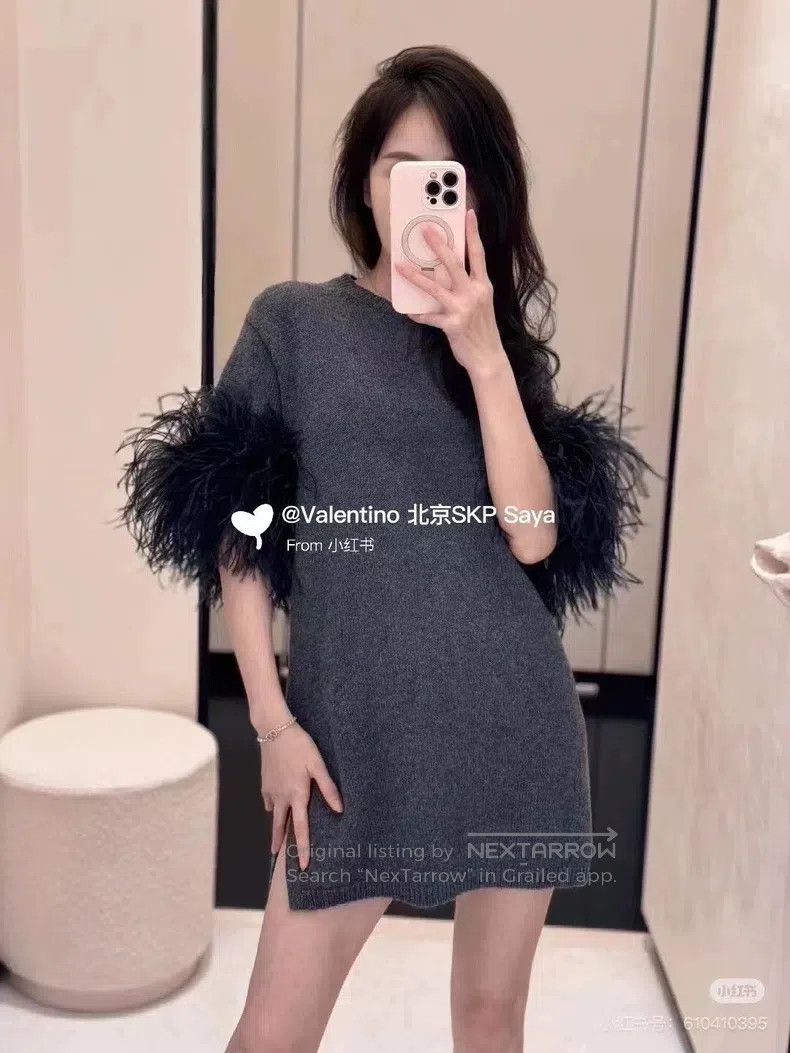Valentino Valentino Ostrich wool sweater knitted skirt Size S / US 4 / IT 40 - 6 Thumbnail