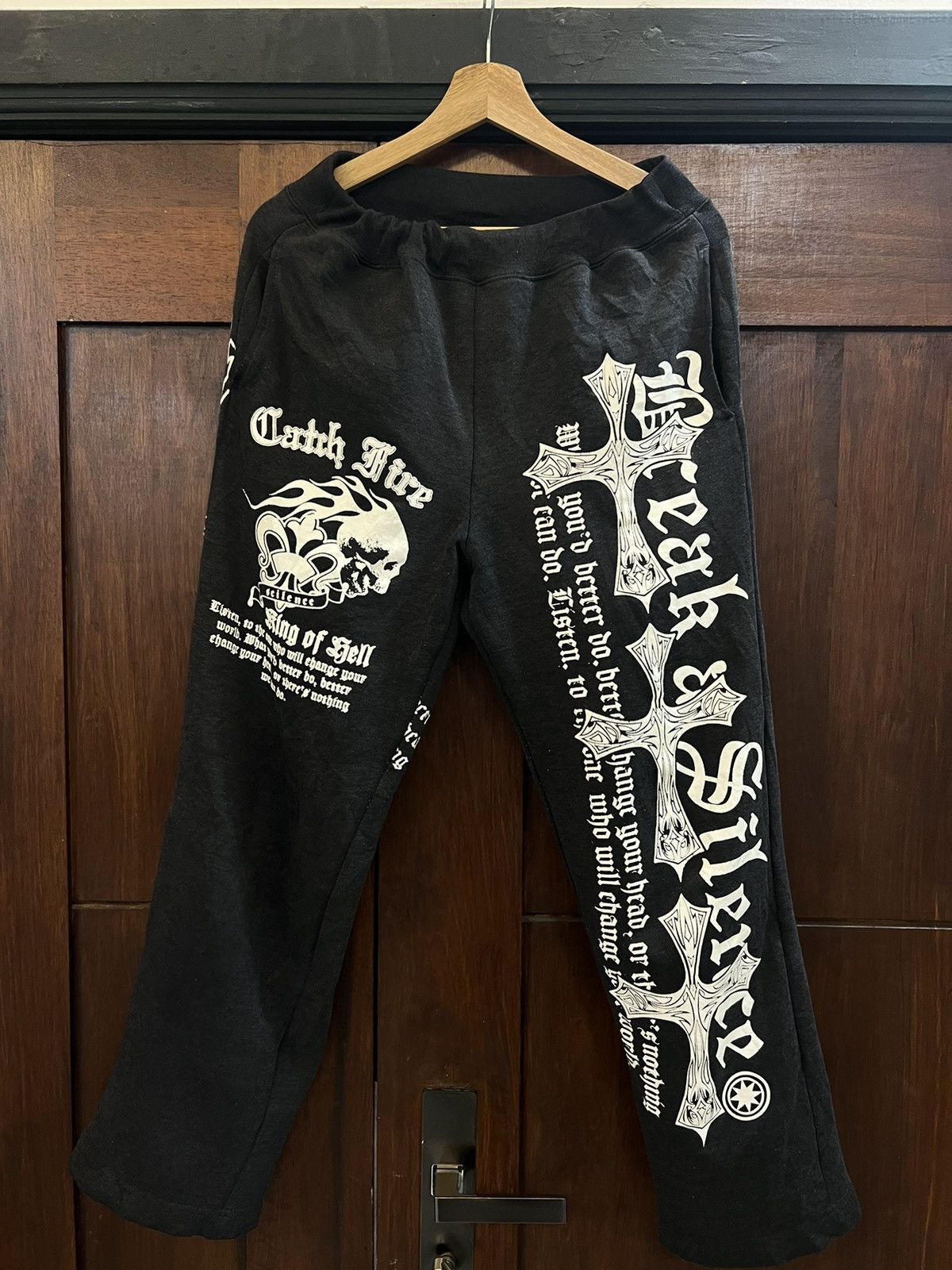 Japanese Brand Inspired Chrome Hearts Jogger Pants Size US 32 / EU 48 - 1 Thumbnail
