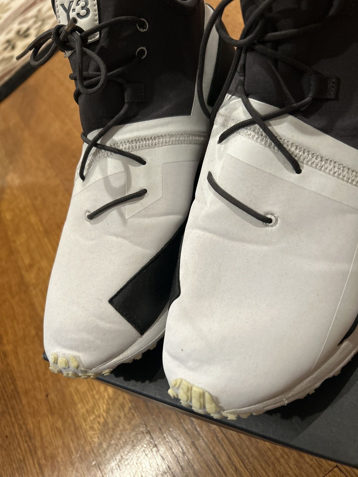 Y-3 Y-3 ARC RC White and Black Sneakers Size 10 Size US 10 / EU 43 - 8 Thumbnail