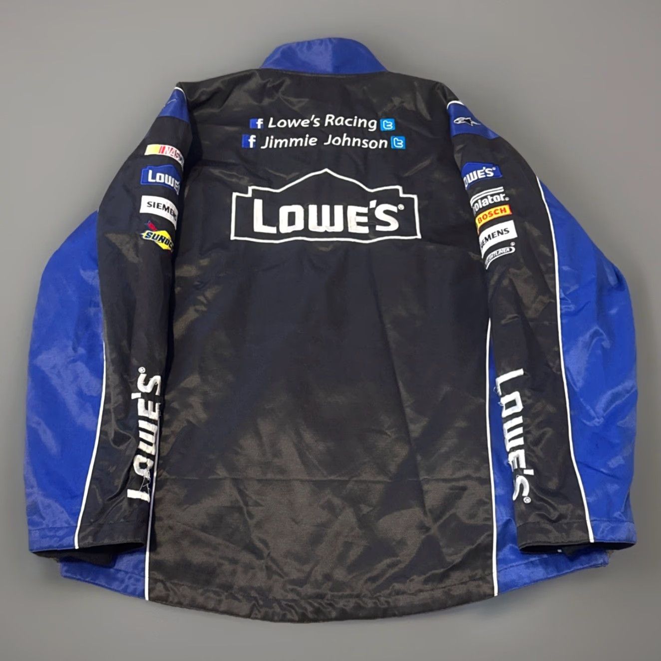 Chase Authentics Nascar Racing Lowe’s Jimmie Johnson 2011 Snap Front Jacket XL Men Polyester Blue Bomber Snap Front Chase Authentics Racing Mens XL Size US XL / EU 56 / 4 - 2 Thumbnail