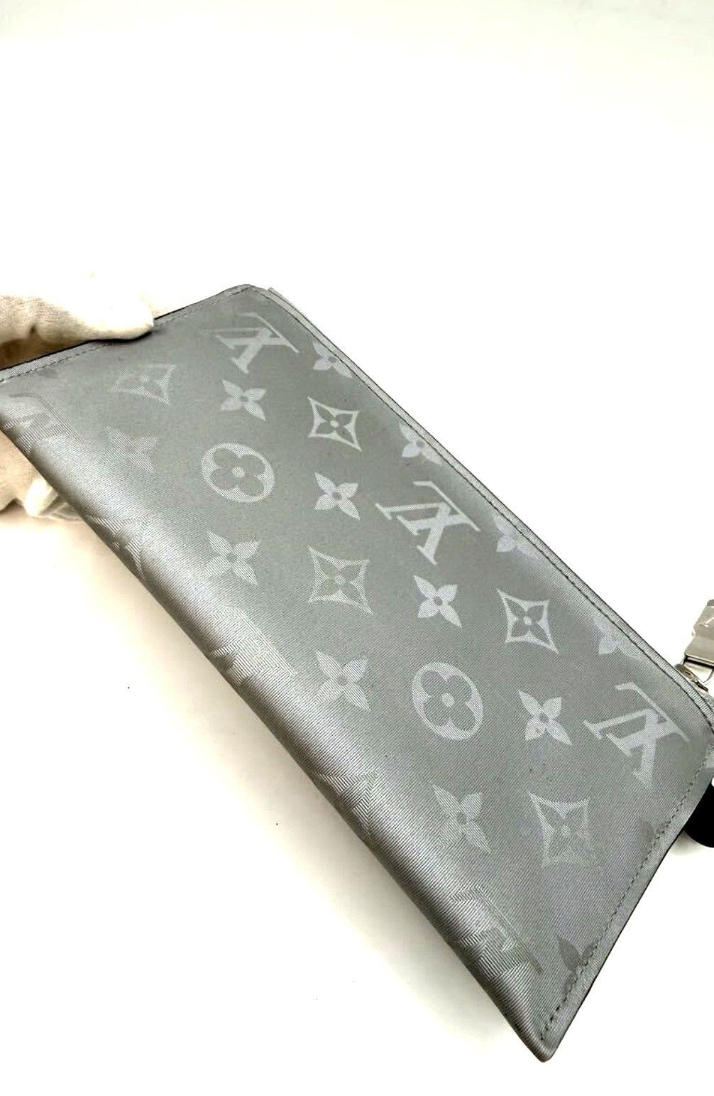 Louis Vuitton Louis Vuitton Monogram Satellite Alpha Pouch - Silver/Grey Size ONE SIZE - 3 Thumbnail
