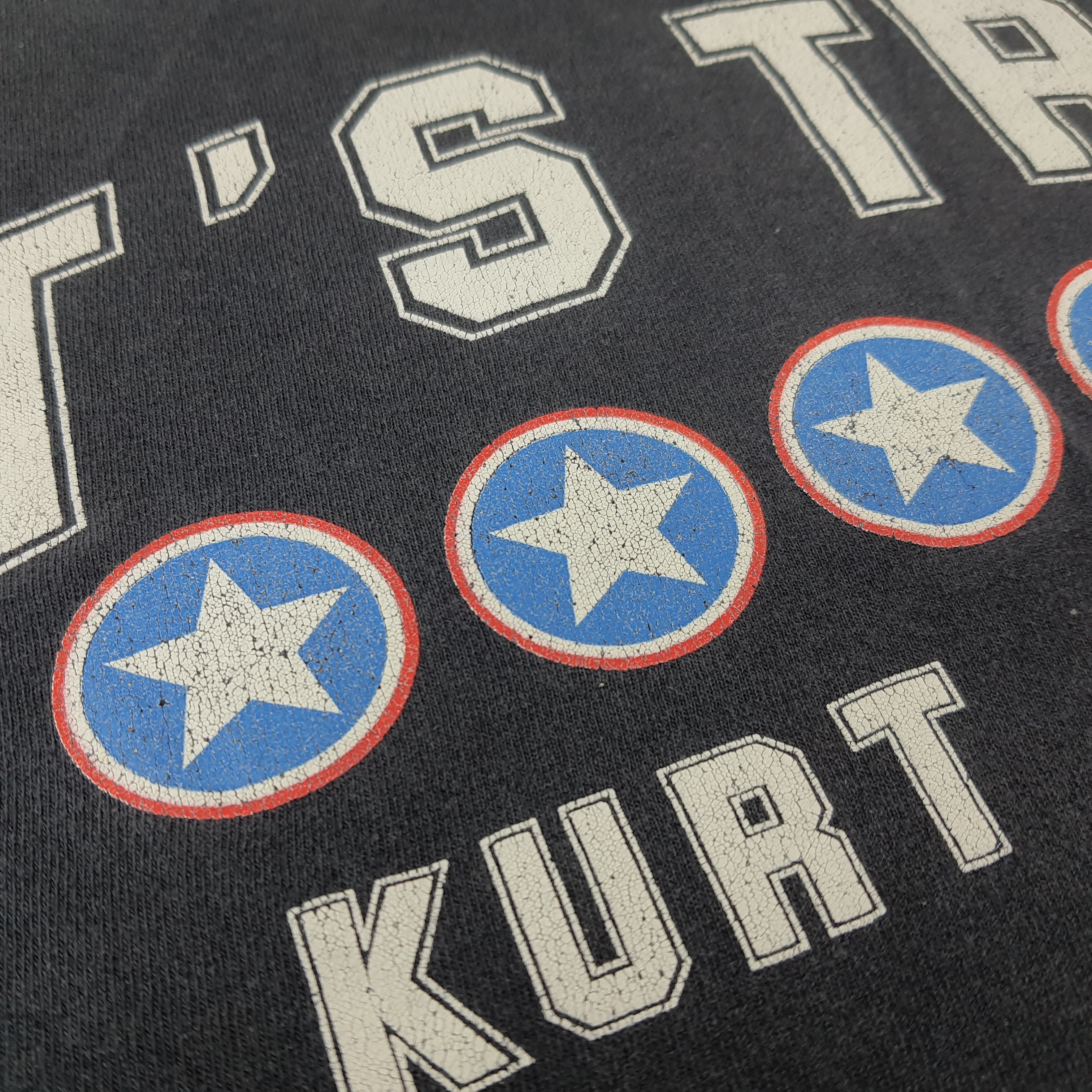WWE Vintage WWE Kurt Angle American Wrestler Tshirt C249N45 Size US XL / EU 56 / 4 - 5 Thumbnail