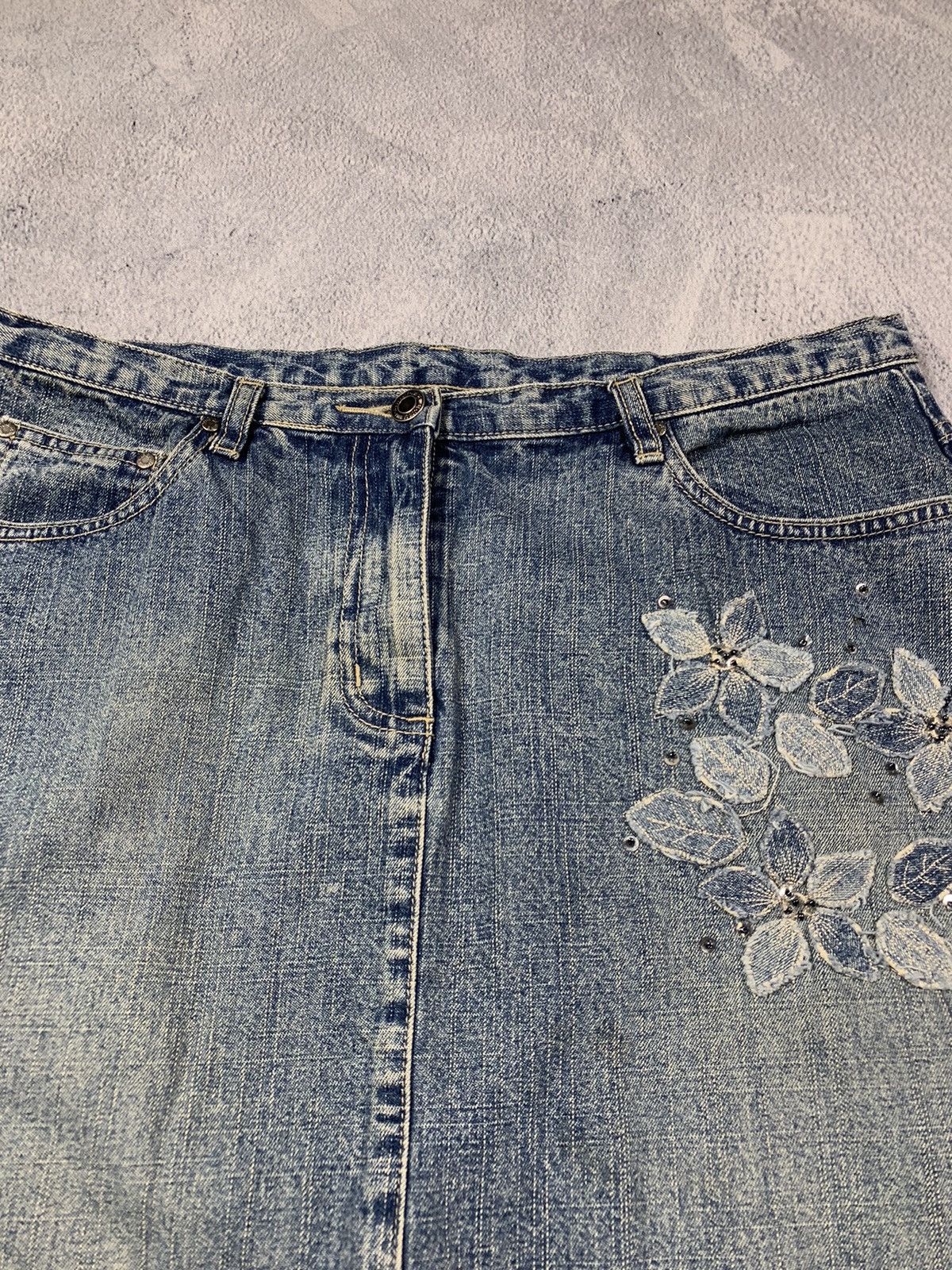 Japanese Brand × Vintage Vintage 90s Denim midi skirt faded streetwear style size 33 Size 33" - 5 Thumbnail