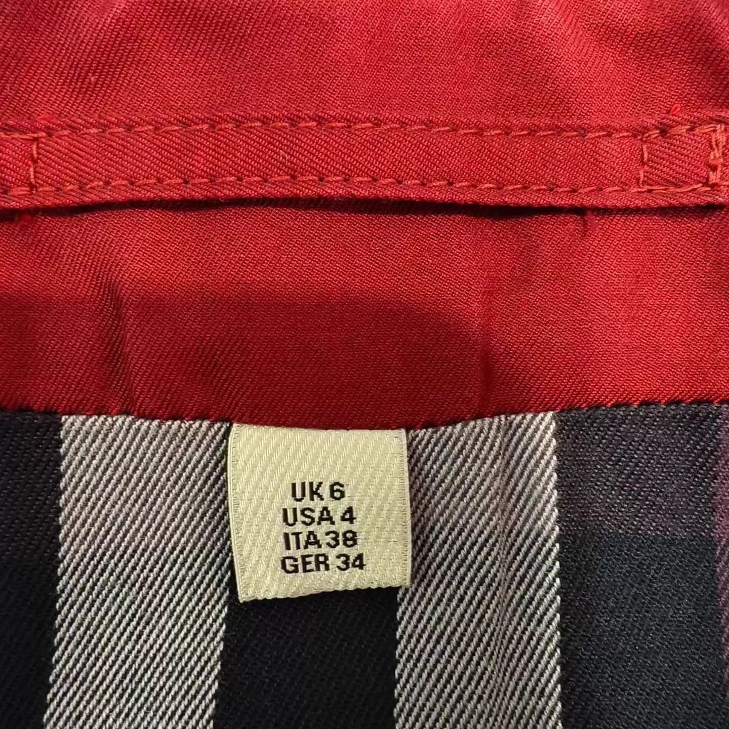 Burberry Burberry red check lining trench coat uk6 Size XS / US 0-2 / IT 36-38 - 3 Thumbnail