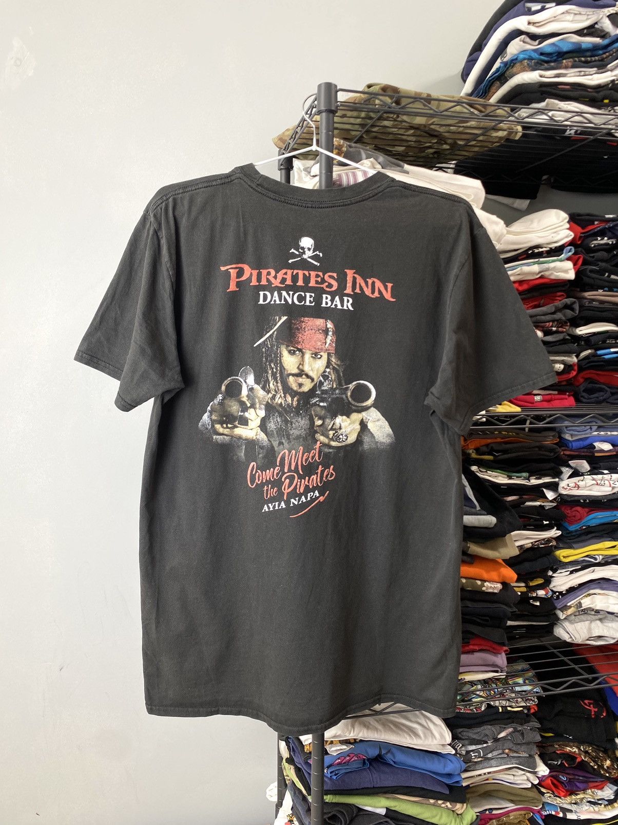 Band Tees Vintage Pirates Of The Caribbean Movie T Shirt Size US M / EU 48-50 / 2 - 1 Thumbnail