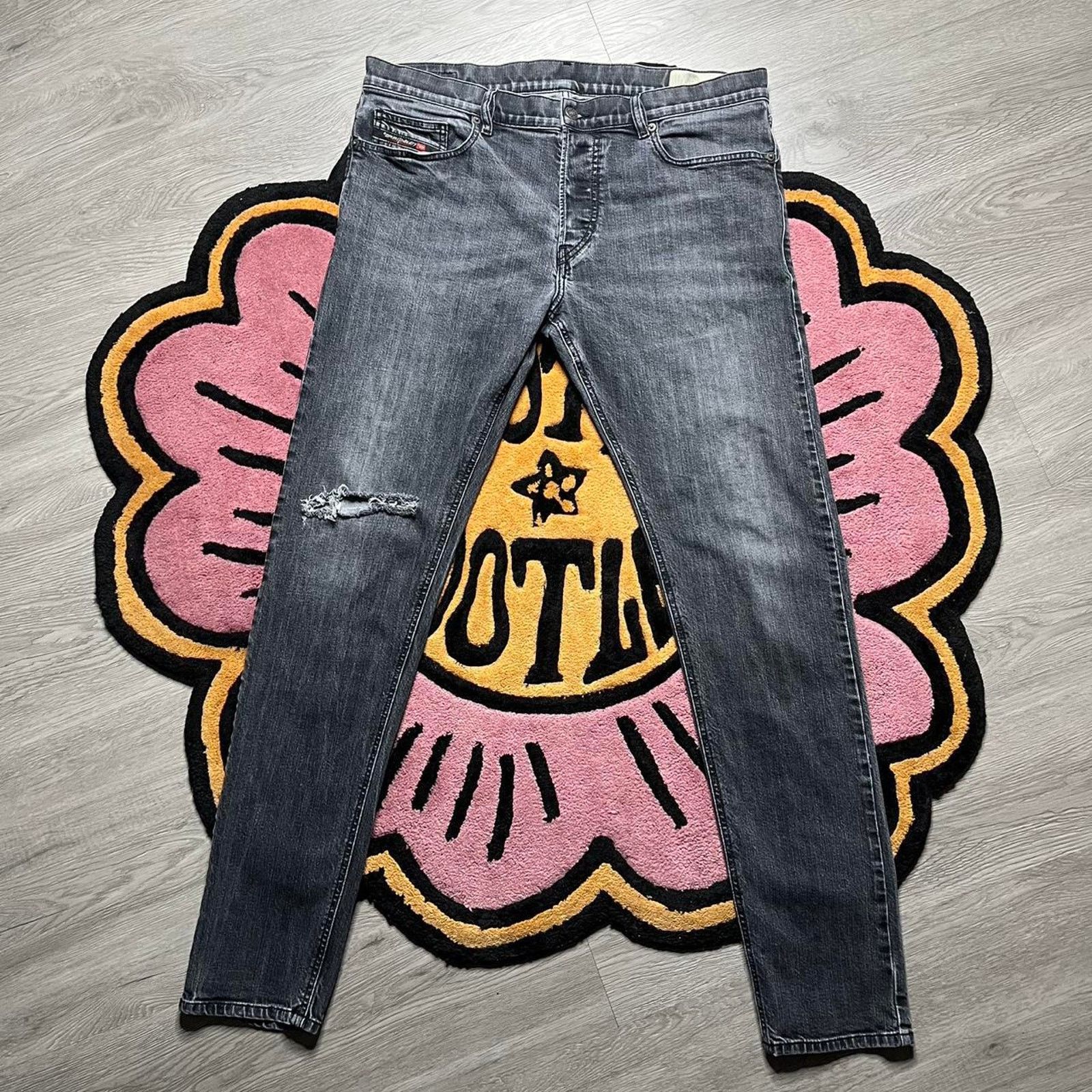 Diesel Diesel D-Luster Slim Fit Stretch Distressed Denim Jean 36x34 Size US 36 / EU 52 - 1 Thumbnail