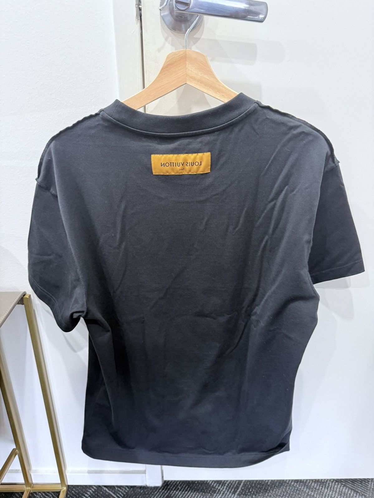Louis Vuitton Louis Vuitton Craftsmanship T shirt Size US M / EU 48-50 / 2 - 2 Thumbnail