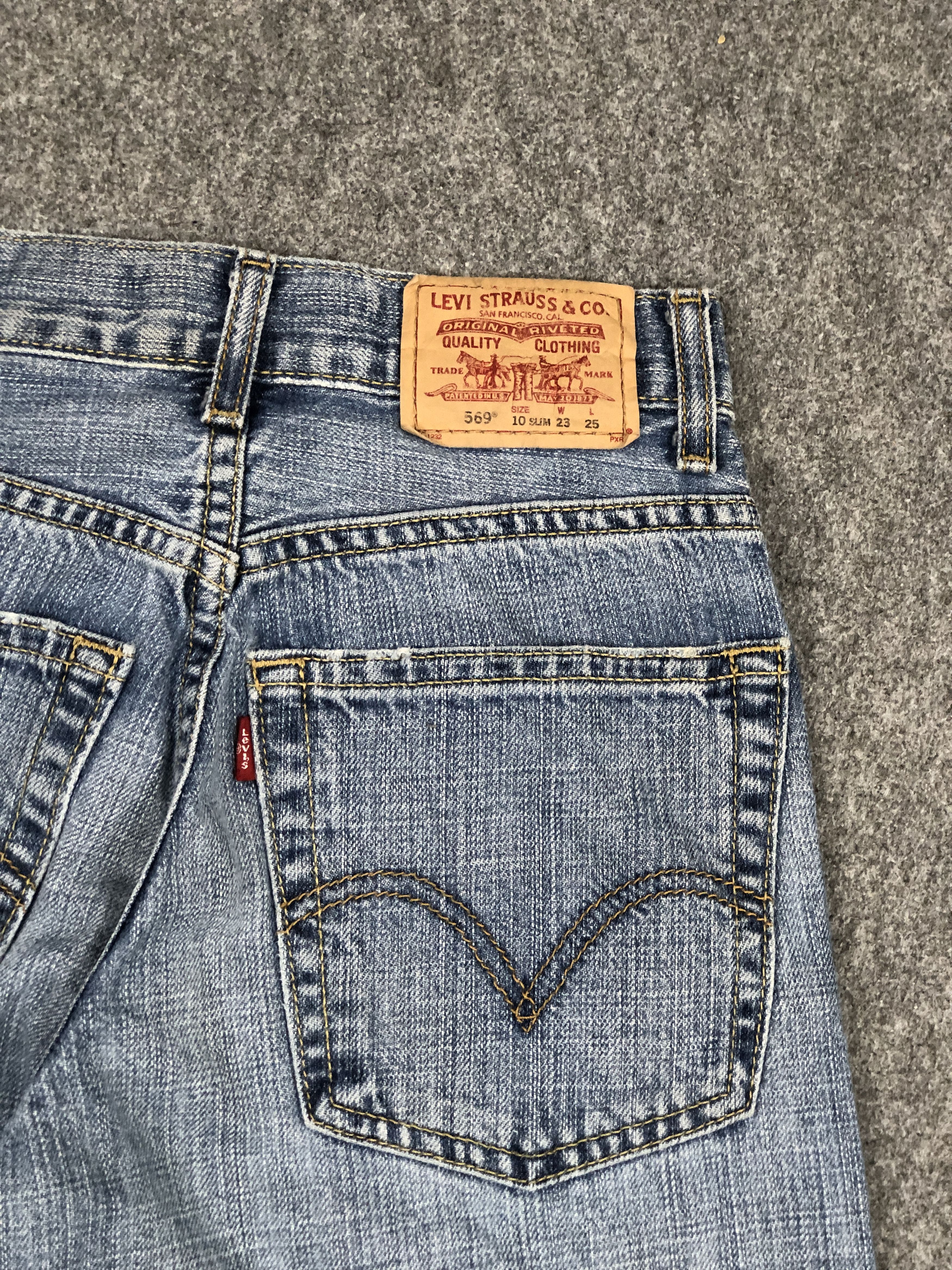 Levi's Vintage Levis 569 Loose Straight Jeans DP2351 Size US 26 / EU 42 - 14 Thumbnail