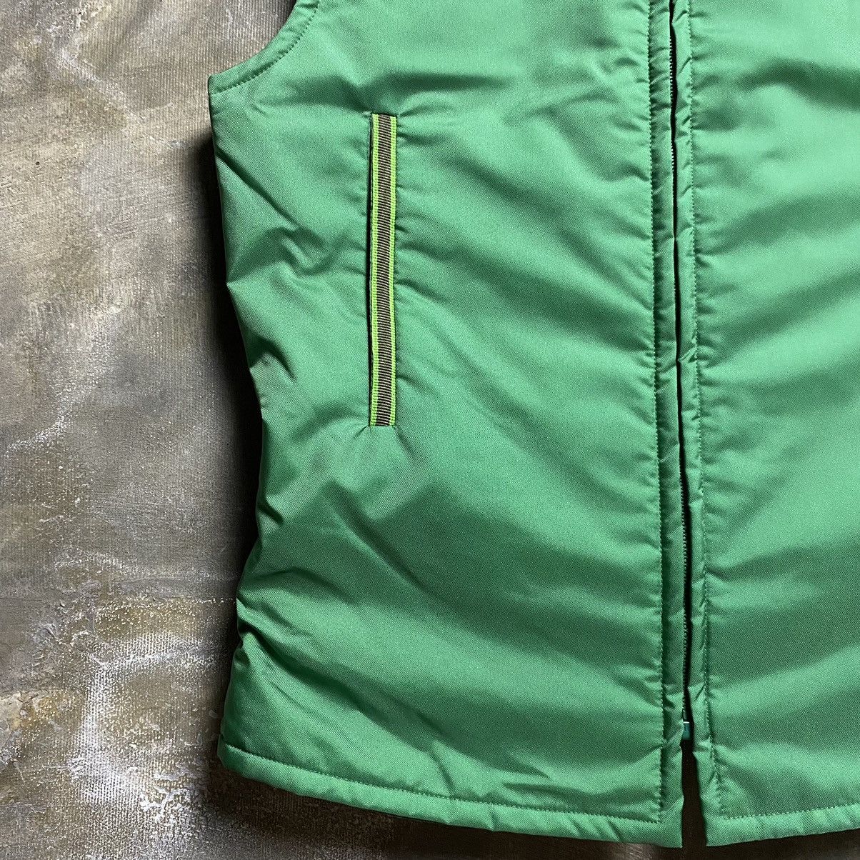 Miu Miu 99SS Utility Nylon Vest Size S / US 4 / IT 40 - 3 Thumbnail