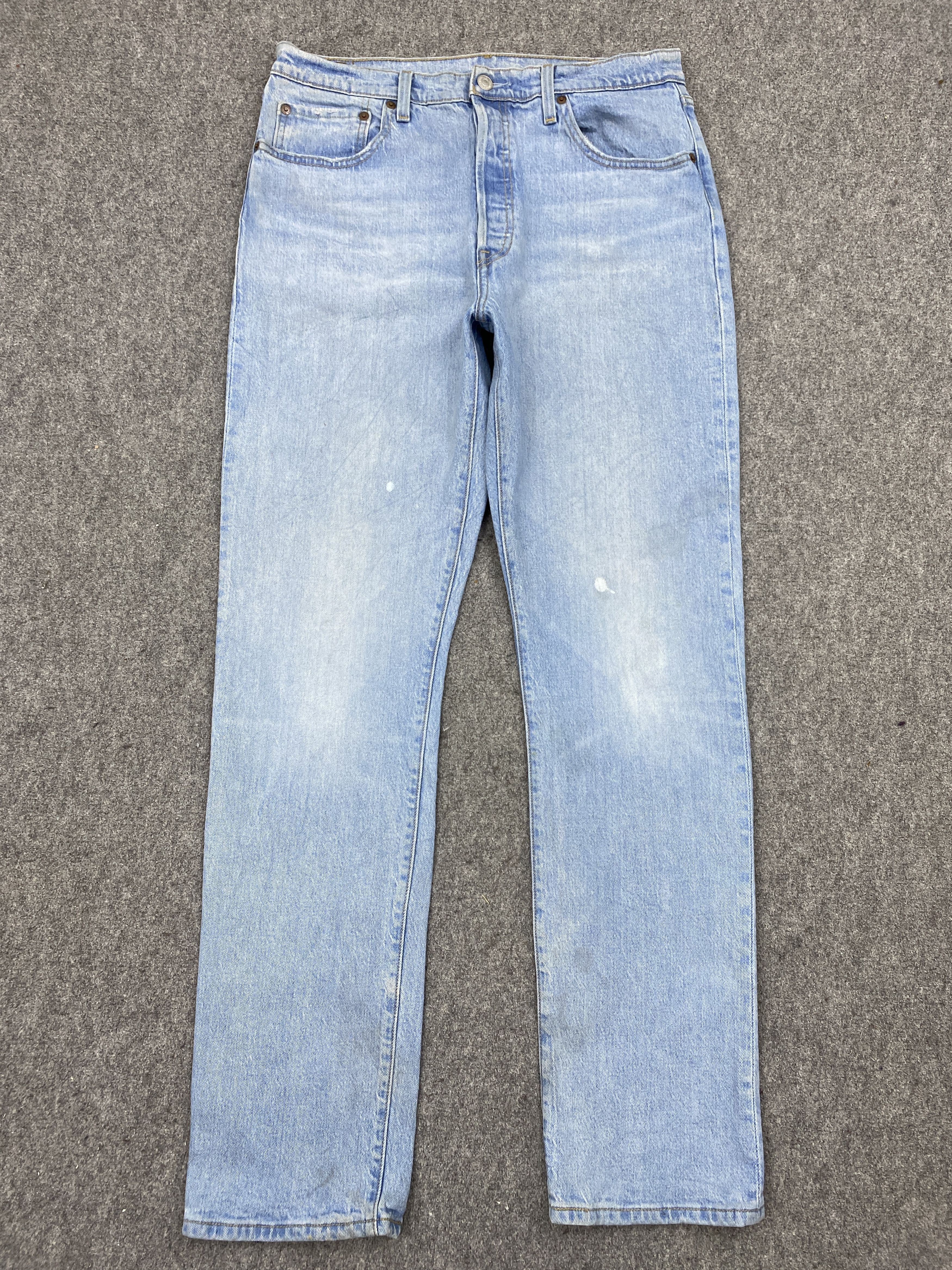 Vintage Levis 501 Light Wash Blue Jeans DP2755