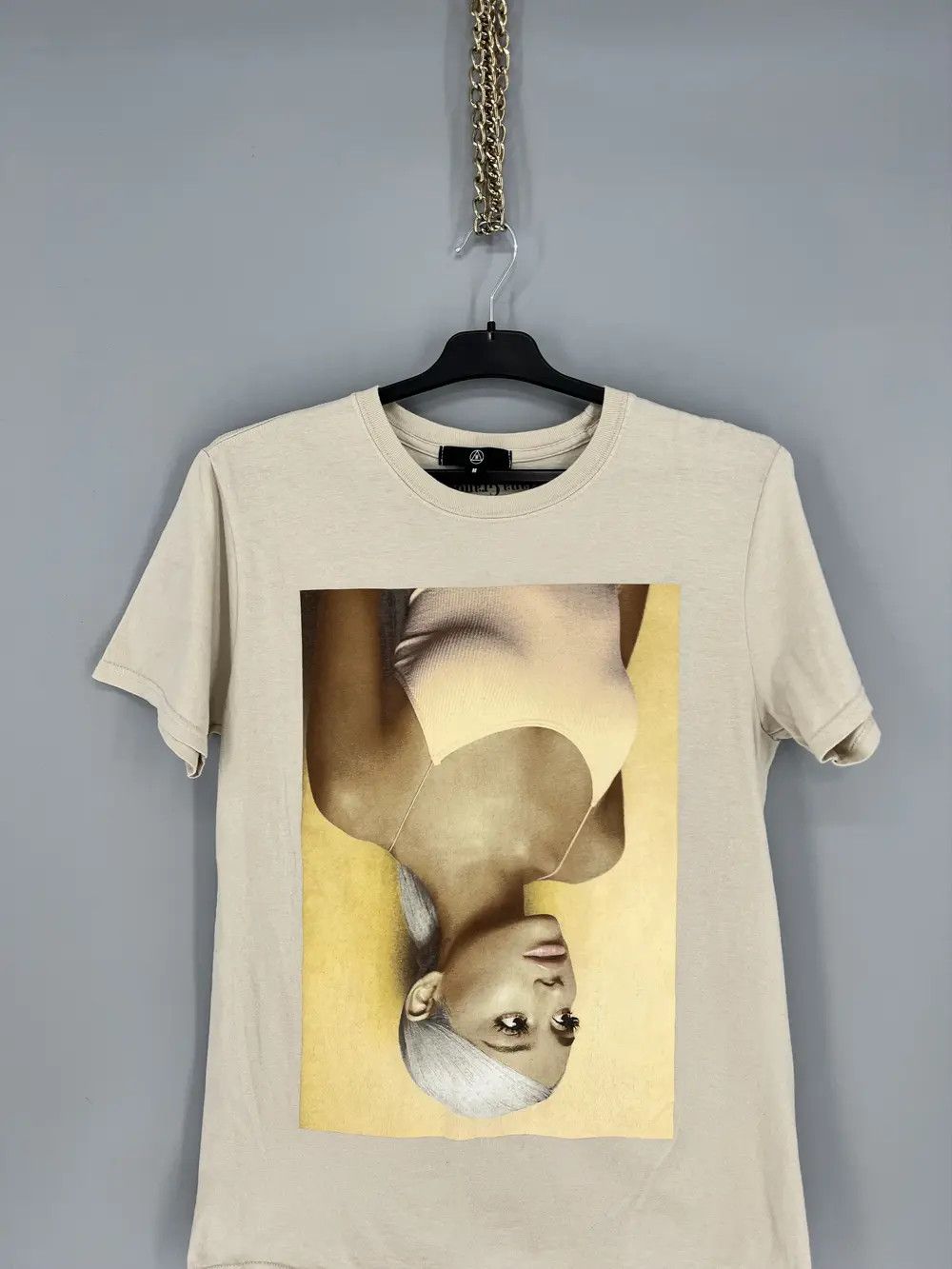 Band Tees Vintage 🔥RARE🔥 Ariana Grande Solo Singer Rappars Shirt Size US M / EU 48-50 / 2 - 6 Thumbnail