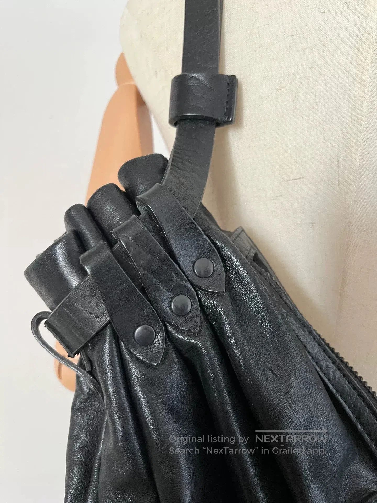 Yohji Yamamoto Yohji Yamamoto Drawstring Crossbody Handbag. Size ONE SIZE - 3 Thumbnail