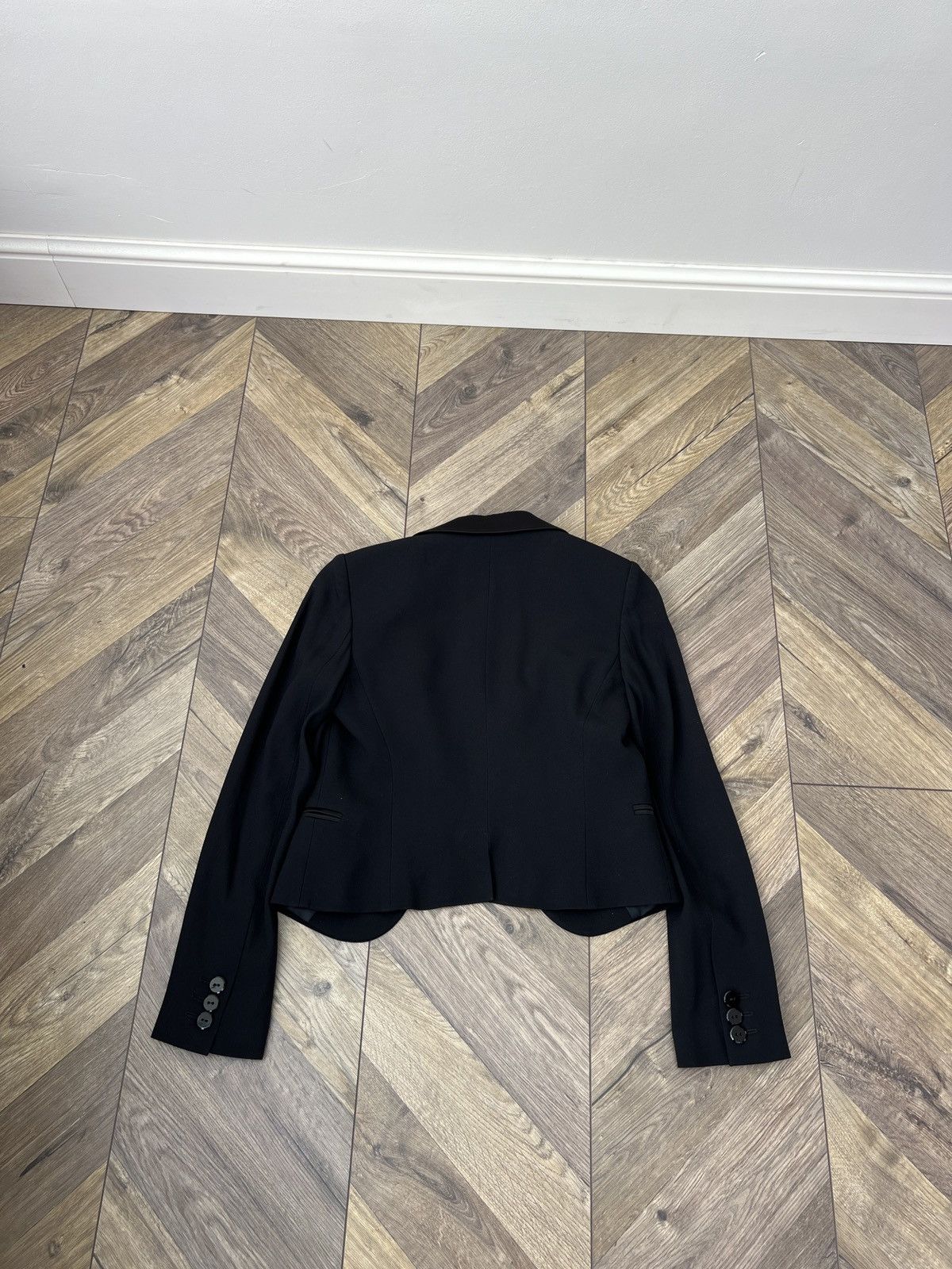 Emporio Armani Vintage Emporio Armani Women’s Black Cropped Tuxedo Blazer Size XS / US 0-2 / IT 36-38 - 13 Thumbnail
