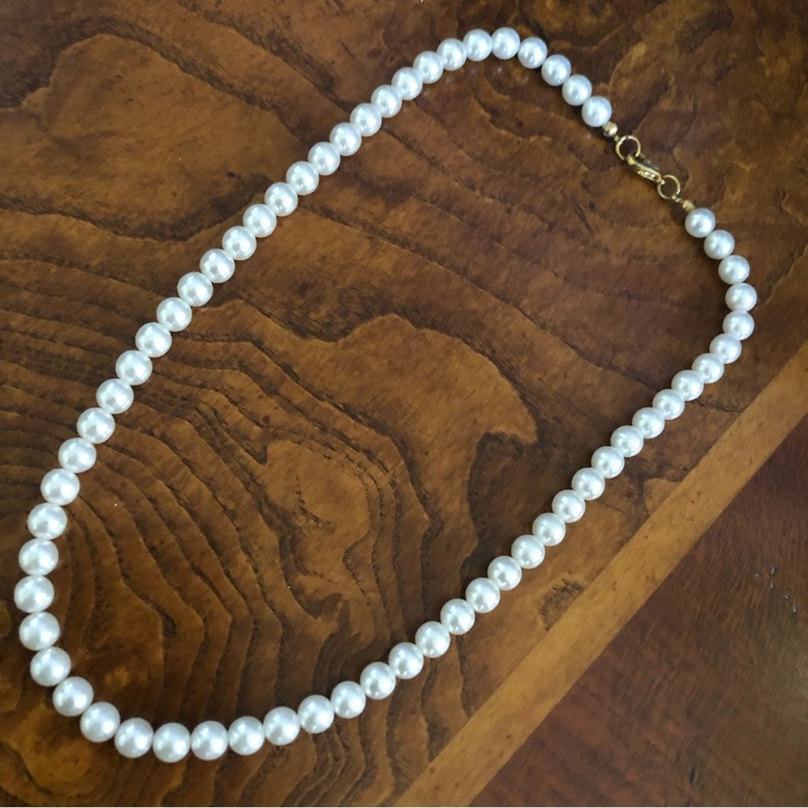 Jewelry Modern classic white glass pearl bead necklace Size ONE SIZE - 8 Thumbnail