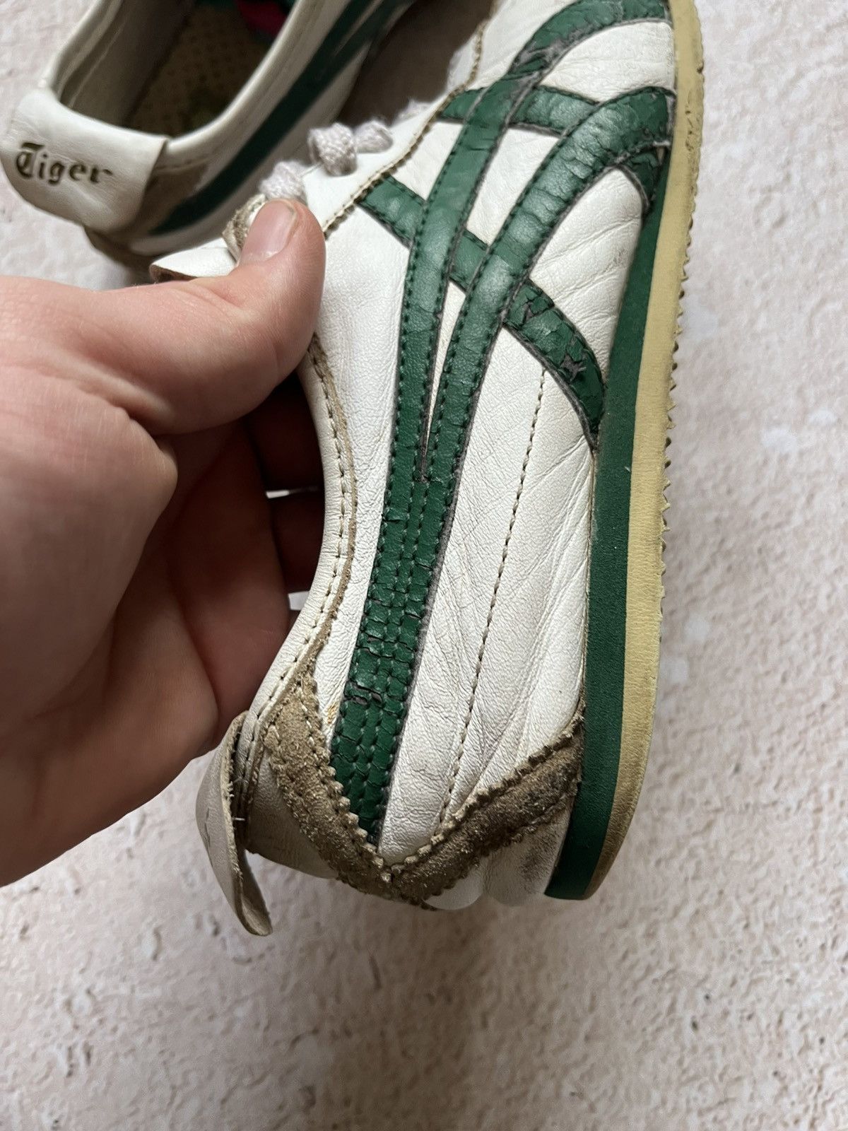 Asics Onitsuka Tiger Vintage Leather Sneakers — Green/White Size US 7 / EU 40 - 7 Thumbnail