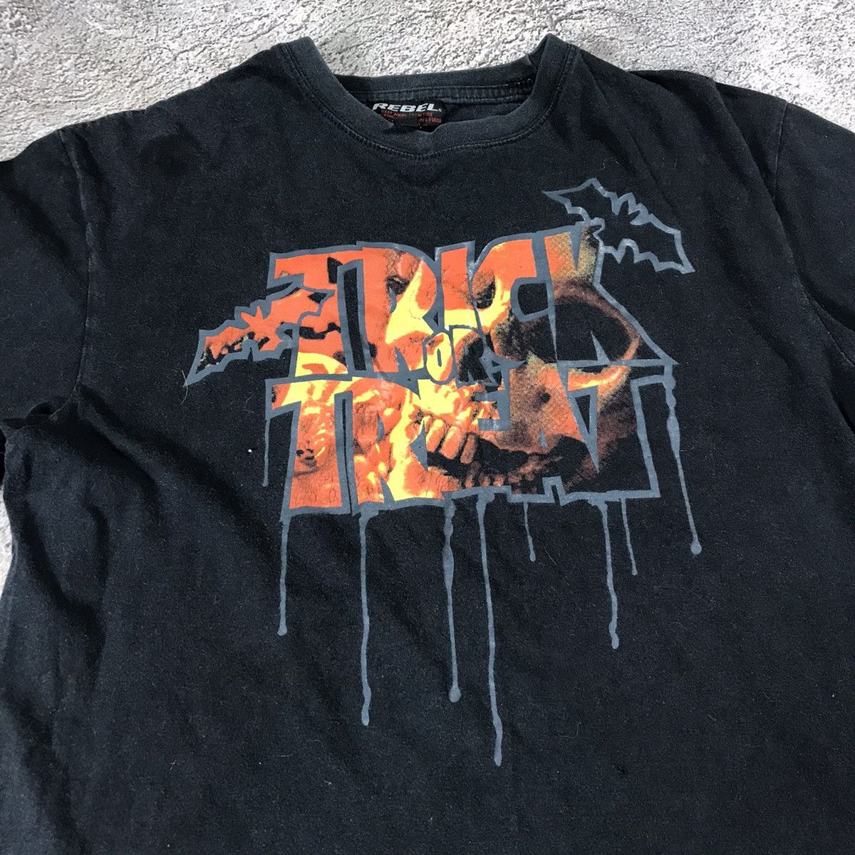 Vintage Vintage Y2K Graphic Tee Bones Horror Streetwear Grunge S Size US S / EU 44-46 / 1 - 2 Thumbnail