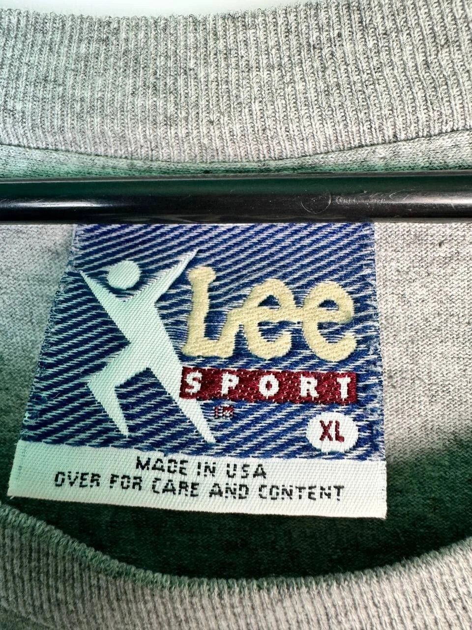Other Vintage NBA Charlotte Hornets t-shirt Lee sport Size XL Size US XL / EU 56 / 4 - 5 Thumbnail
