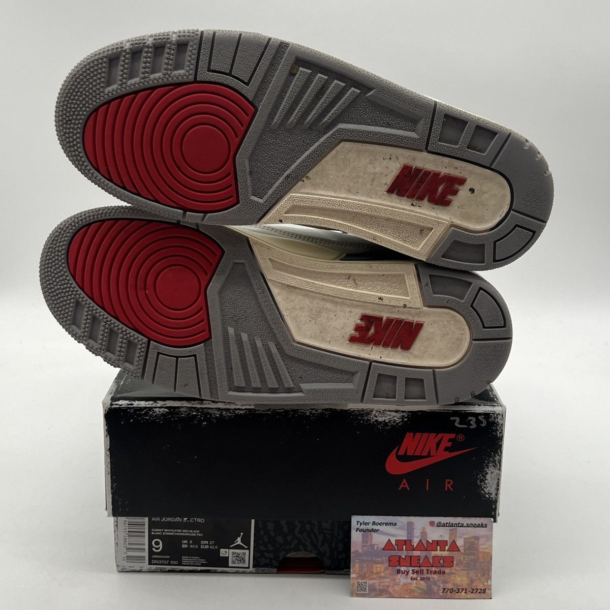 Jordan Brand Air Jordan 3 white cement reimagined Size US 9 / EU 42 - 8 Thumbnail