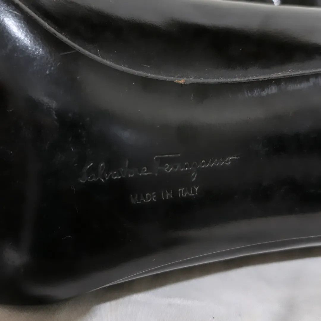 Salvatore Ferragamo Salvatore Ferragamo Gancini Pumps Black Leather Pointed Toe Size US 7 / IT 37 - 9 Thumbnail