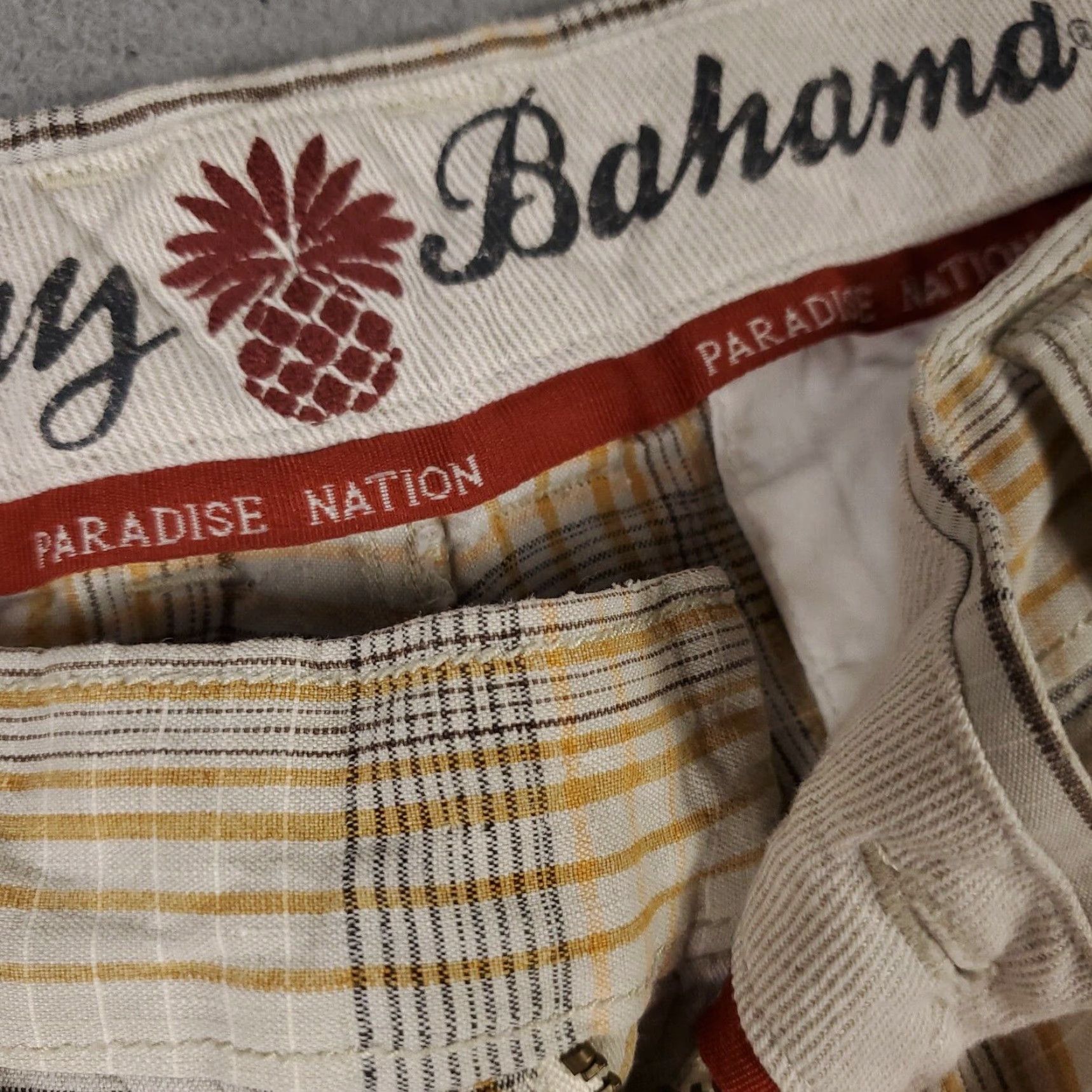 Tommy Bahama VINTAGE Tommy Bahama Shorts Mens 40 Beige Plaid Linen Casual Flat Front Chino Men's Size US 40 / EU 56 - 4 Thumbnail
