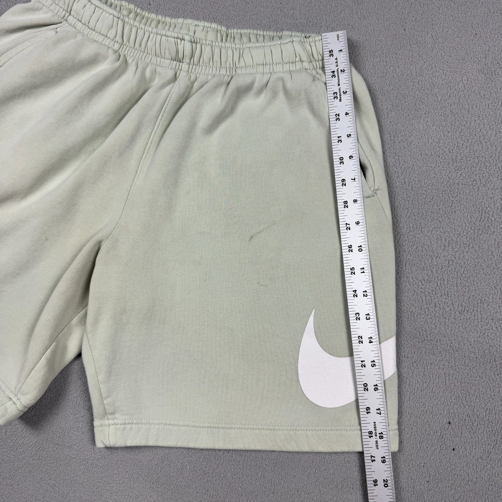 Nike Nike Club Fleece Shorts Big Swoosh Logo Cream Beige L Size US 34 / EU 50 - 3 Thumbnail