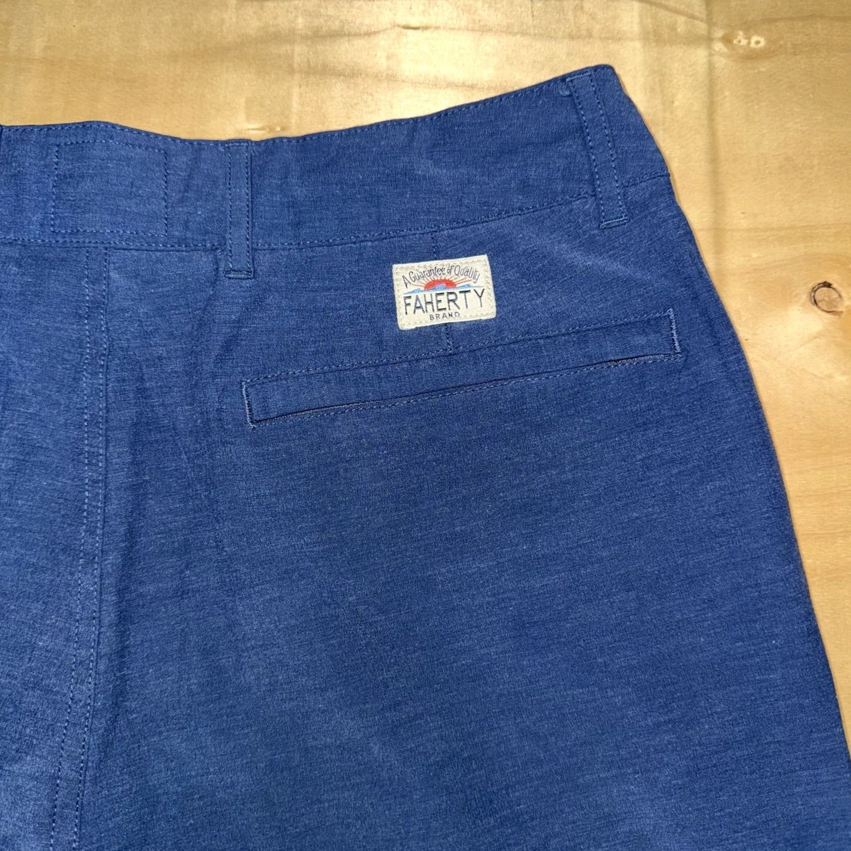 Faherty Faherty Shorts Mens 30 Blue All Day Drawstring Lightweight Casual Summer Beach Size US 30 / EU 46 - 4 Thumbnail