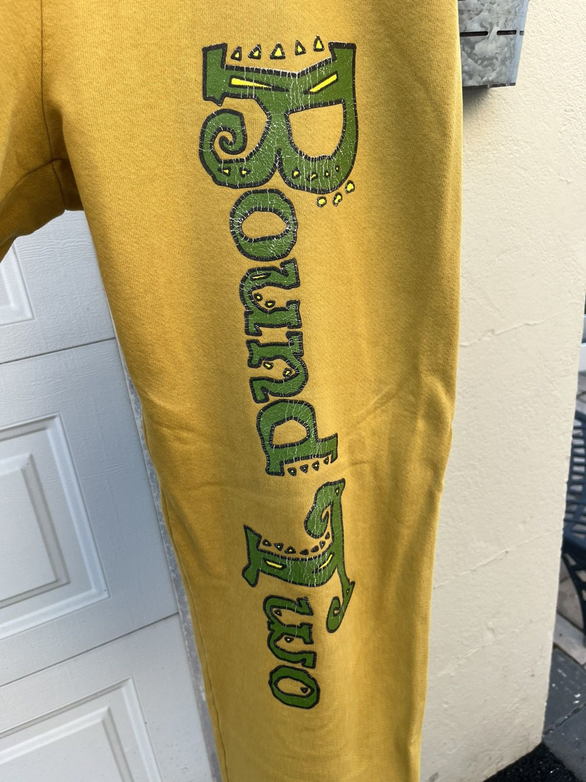Round Two Round Two Bug sweatpants size M Size US 32 / EU 48 - 2 Thumbnail