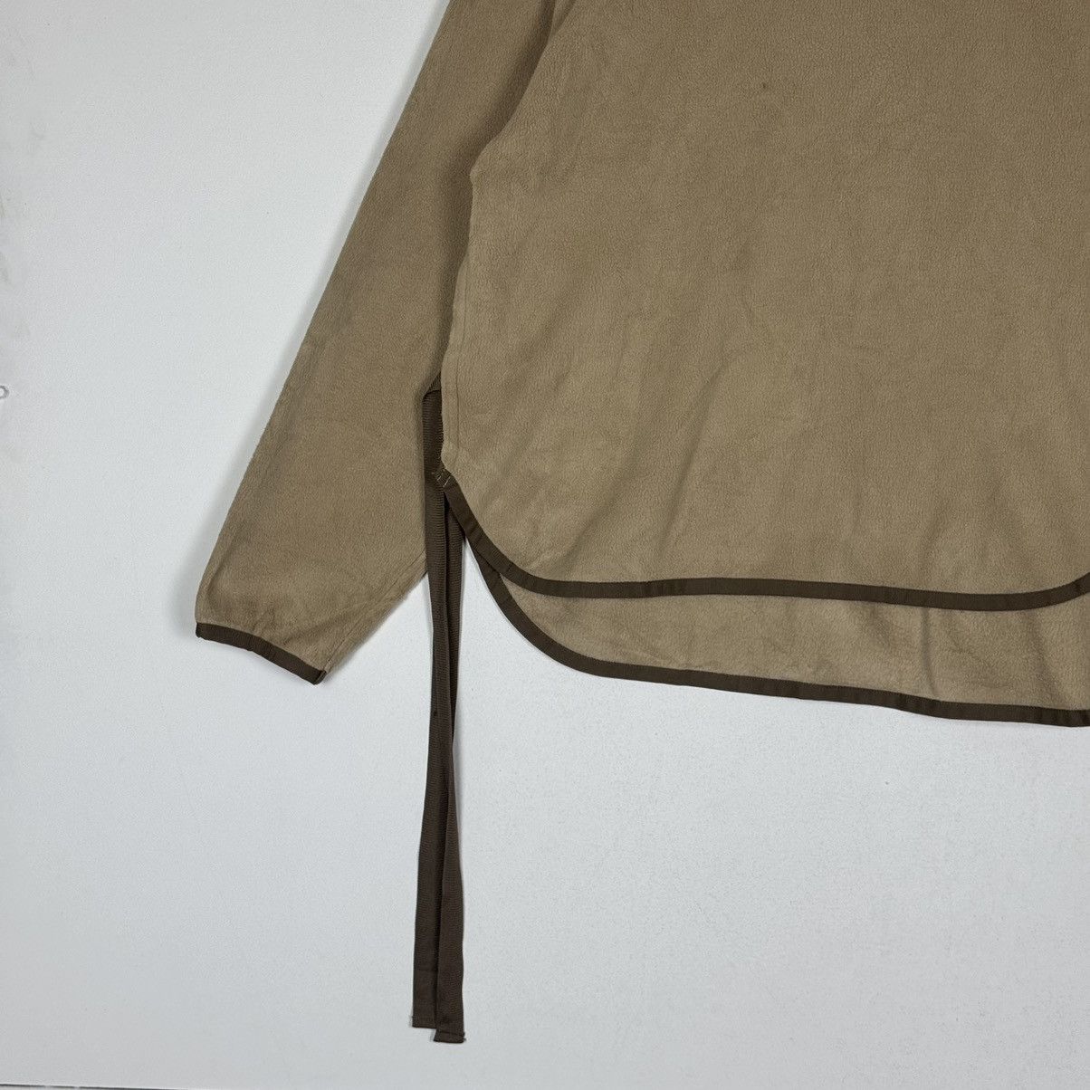 Uniqlo × White Mountaineering White Mountaineering X Uniqlo Fleece Pullover Size US M / EU 48-50 / 2 - 2 Thumbnail