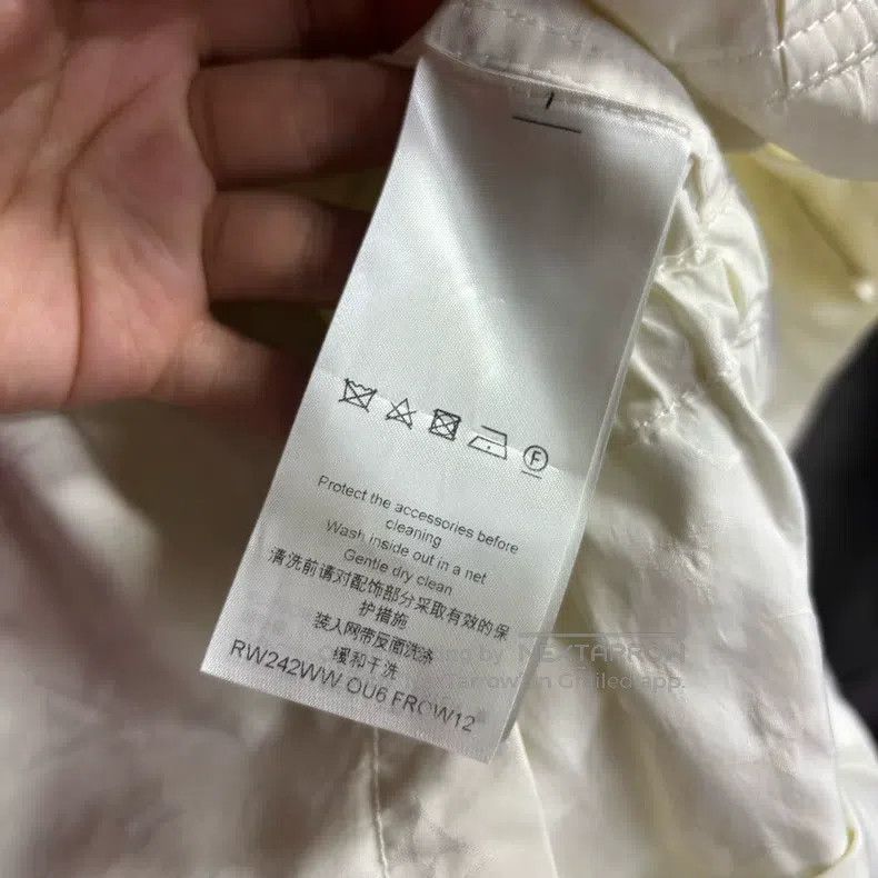 Louis Vuitton Louis Vuitton White Logo Printed Hooded Zip Long Sleeve Ja Size XS / US 0-2 / IT 36-38 - 3 Thumbnail
