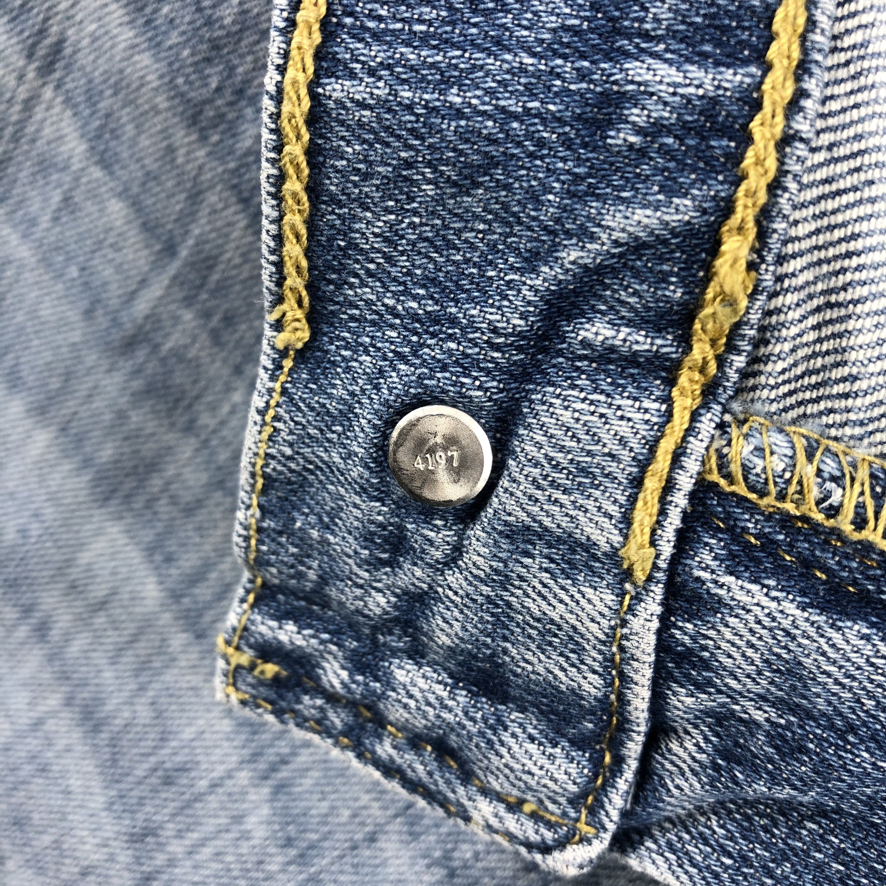 Levi's × Vintage Vintage Light Wash Levis Jeans-JM1390 Size US 33 - 8 Thumbnail