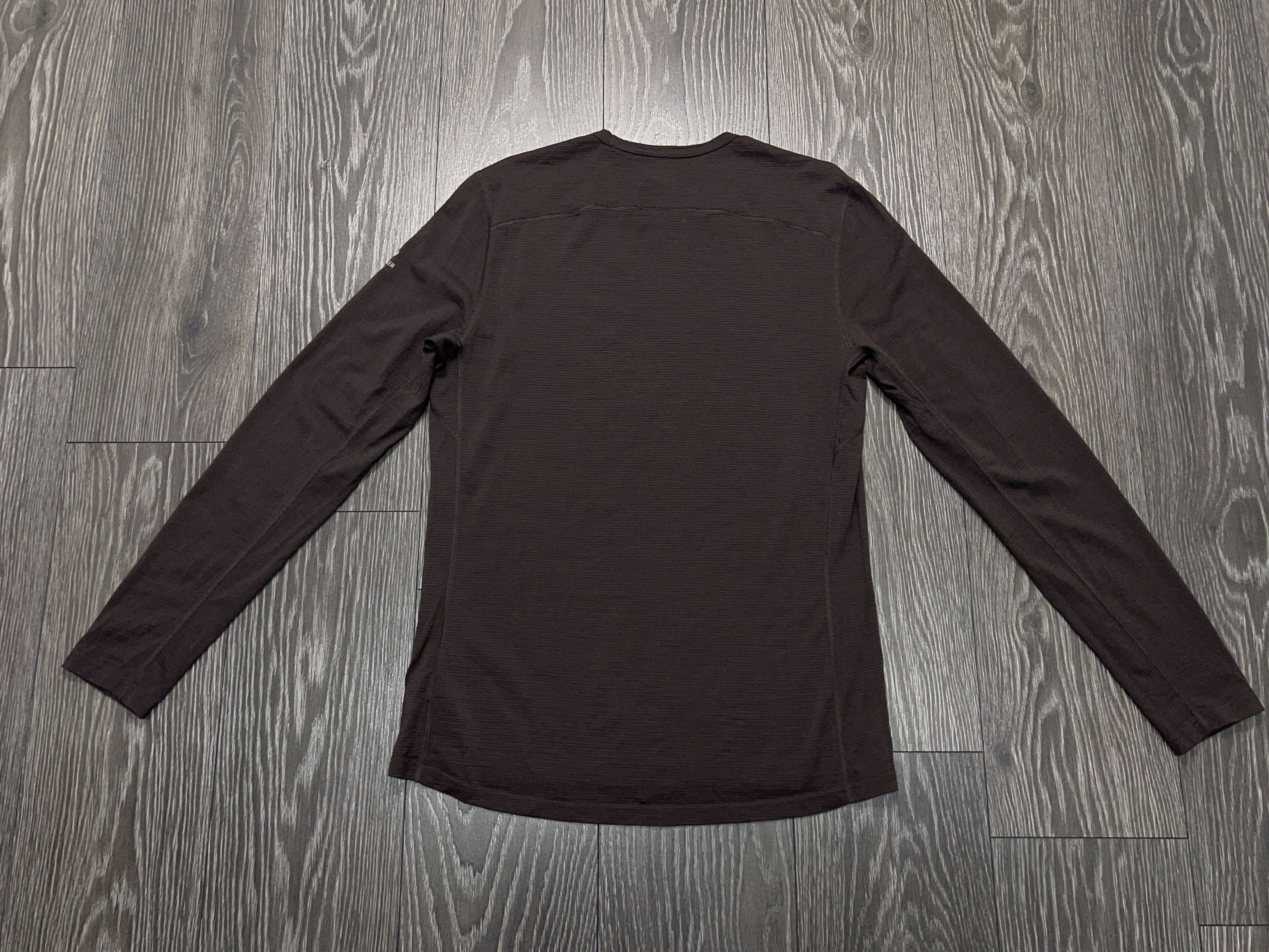 Icebreaker Mens 200 Merino Wool Long Sleeve Base Layer Shirt Sweater Size US L / EU 52-54 / 3 - 10 Thumbnail