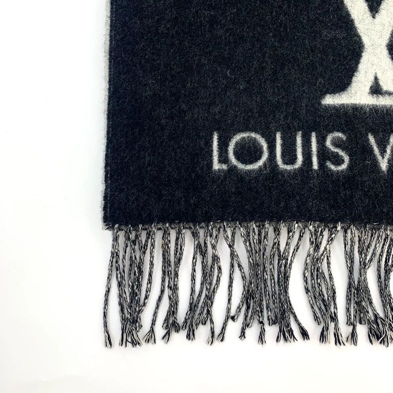 Louis Vuitton Louis Vuitton Black logo floral print cashmere tassel scar Size ONE SIZE - 5 Thumbnail