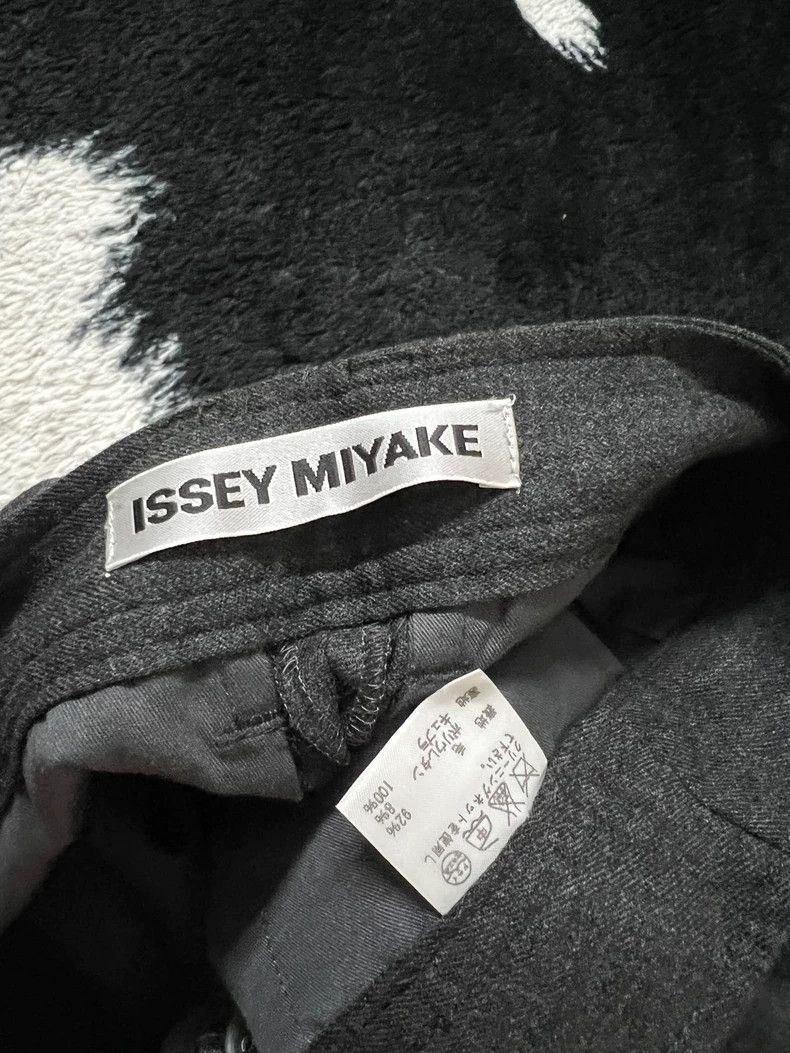 Issey Miyake Issey Miyake Black woolen trousers Size 42" / US 20 - 6 Thumbnail