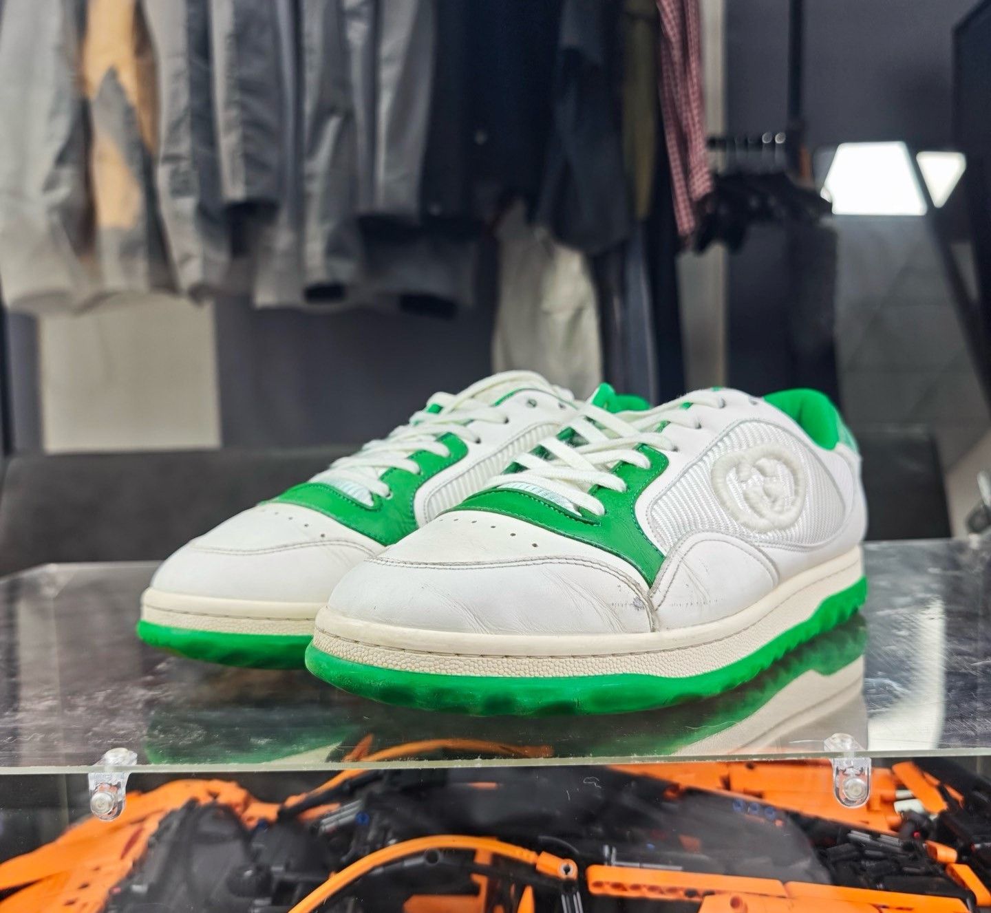 Gucci Gucci Green Lowtop Sneakers 9 Men Size US 9 / EU 42 - 1 Thumbnail