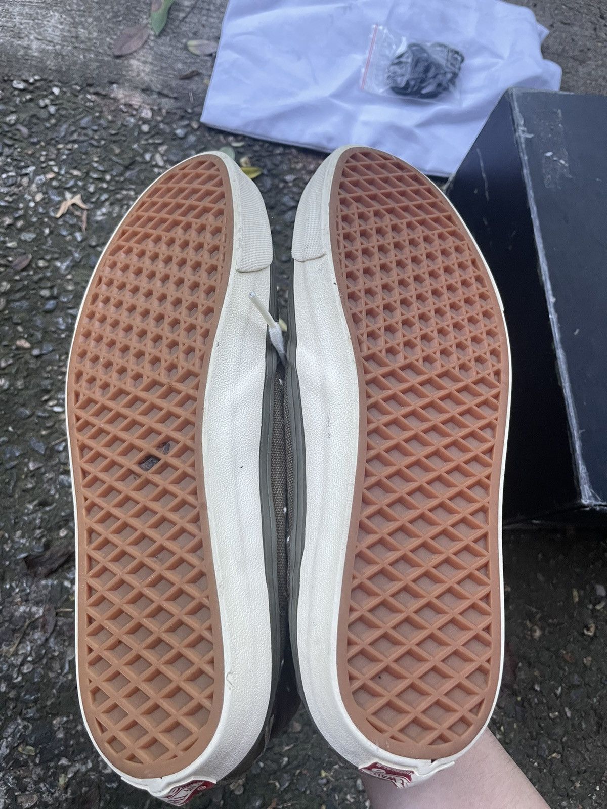 Wtaps WTAPS x VANS OLIVE CROSSBONES CHUKKA SZ 9 Size US 9 / EU 42 - 6 Thumbnail