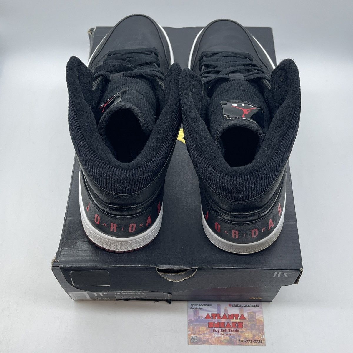 Jordan Brand Air Jordan 1 mid bred Size US 11.5 / EU 44-45 - 6 Thumbnail