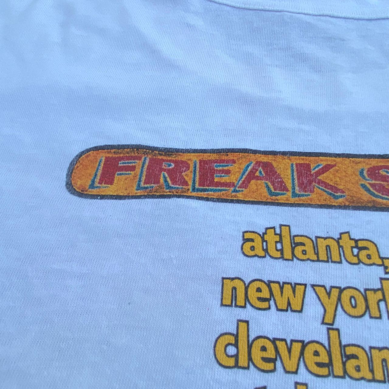 Band Tees Vintage 1997 Sliverchair Freaks Show Grunge Band Tshirt Size US L / EU 52-54 / 3 - 16 Thumbnail
