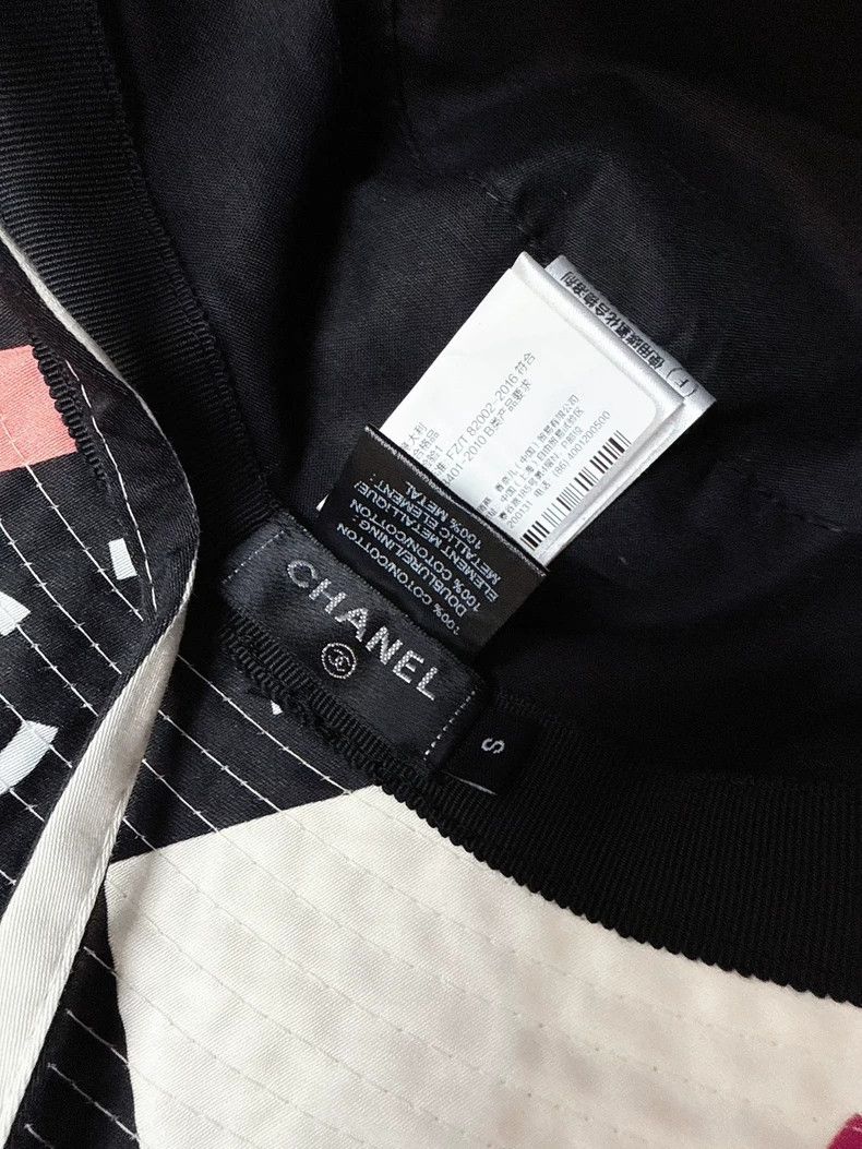 Chanel Chanel SizeS 22s popular Coco beach series alphabet logo co Size ONE SIZE - 6 Thumbnail