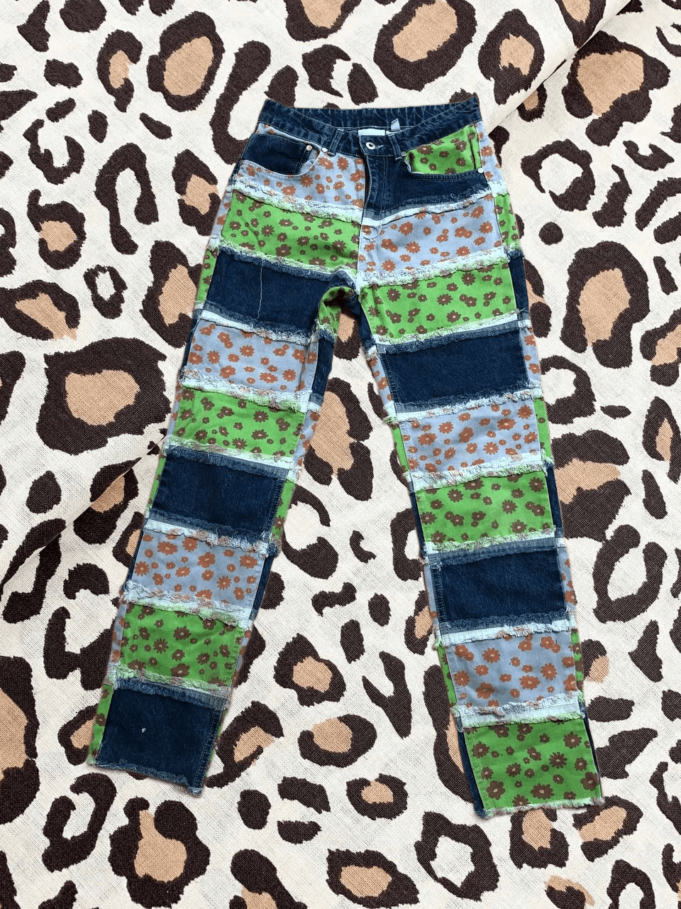 The Ragged Priest The Ragged Priest Jeans Patchwork High Rise Frayed Denim Size 28" / US 6 / IT 42 - 1 Thumbnail