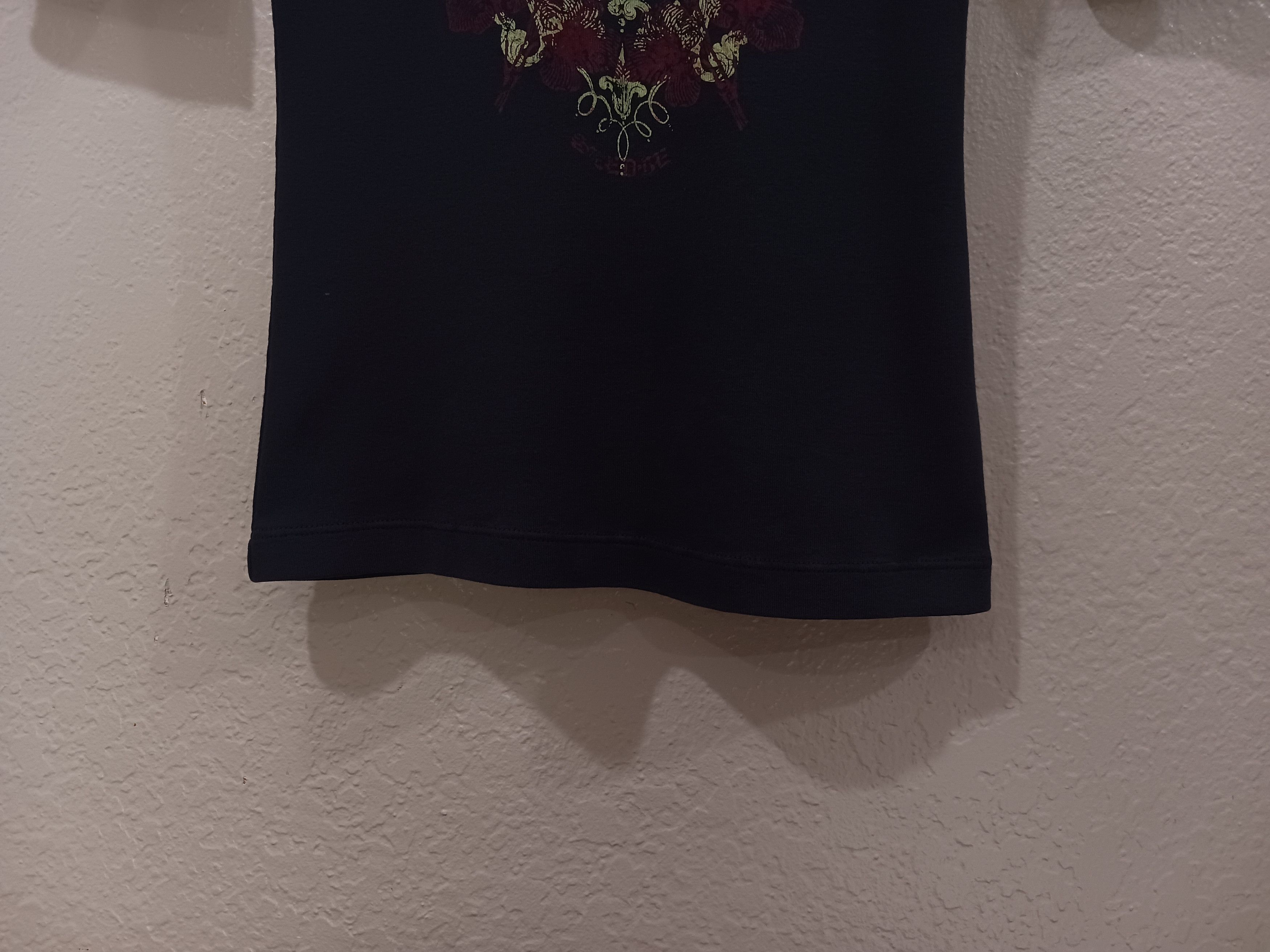 Vintage Sledge USA "Damask" Vintage 2000s 3/4 Sleeve V-Neck L/S Tee Size S / US 4 / IT 40 - 10 Thumbnail